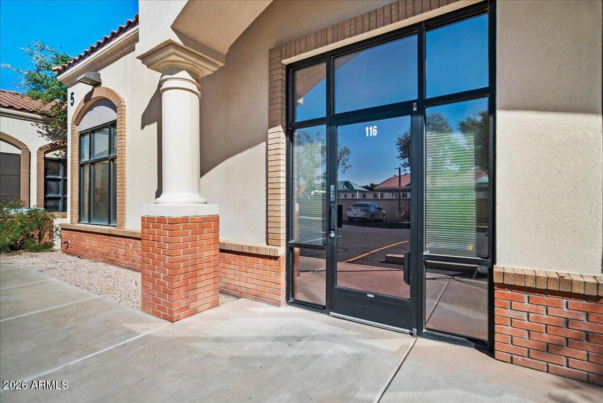 GILBERT PROFESSIONAL PARK - Commercial Sale
