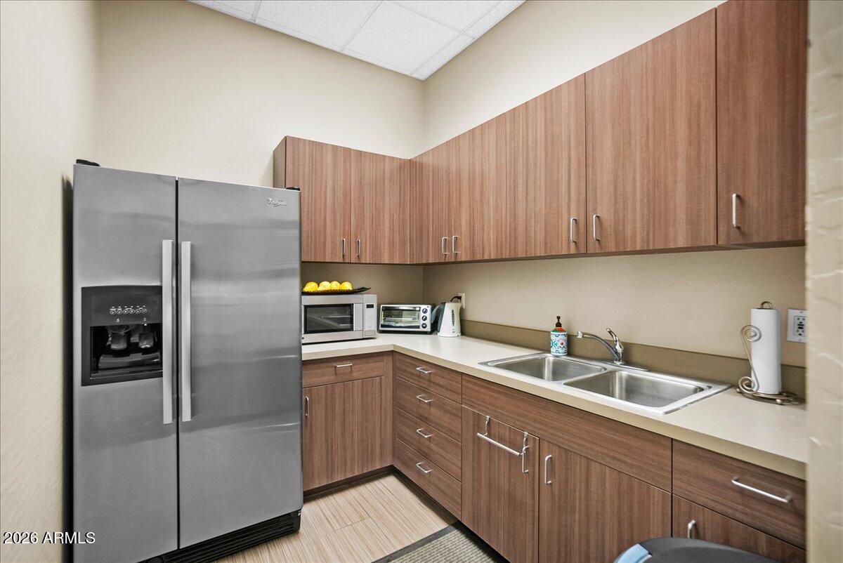 GILBERT PROFESSIONAL PARK - Commercial Sale