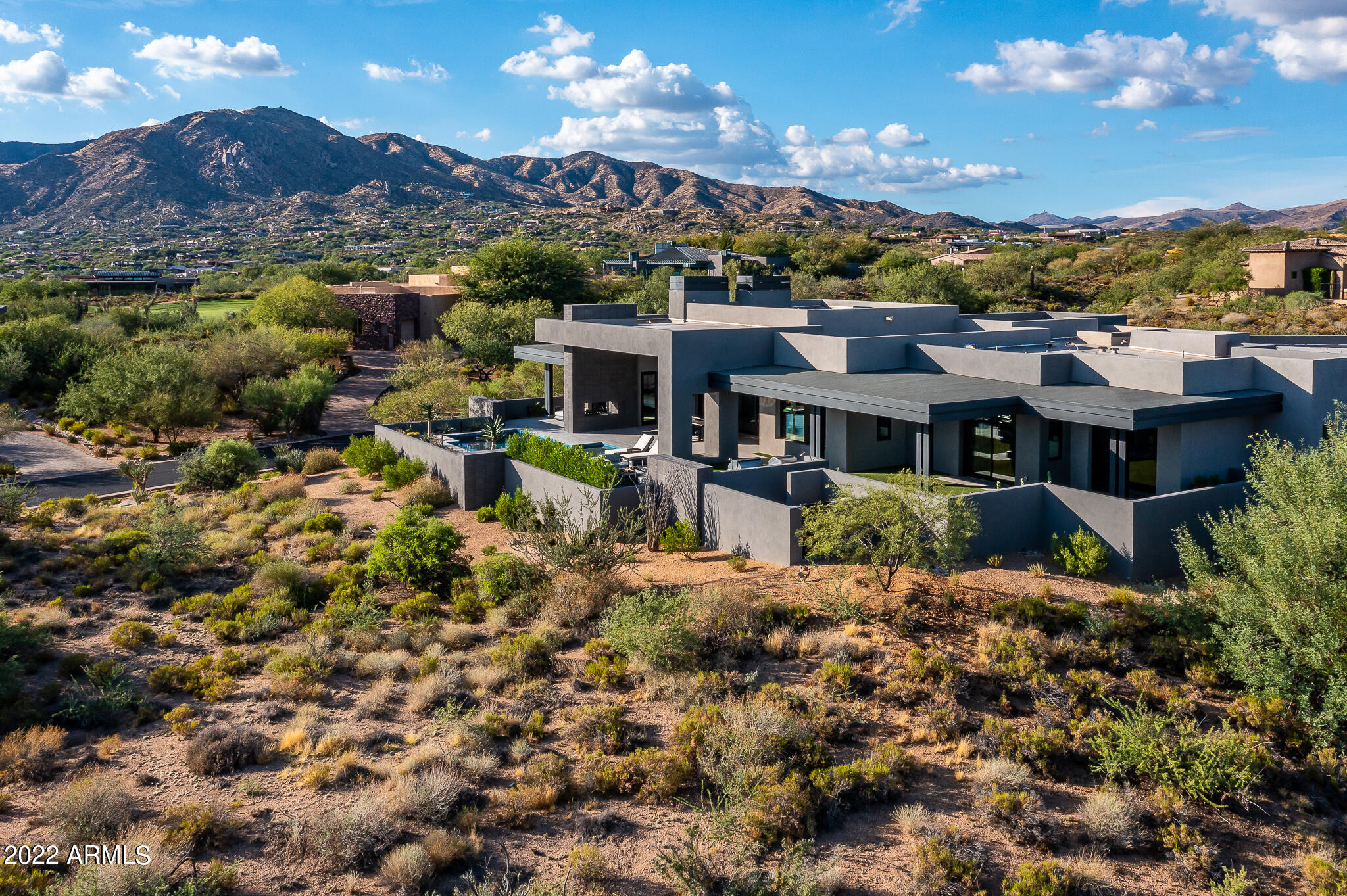 DESERT MOUNTAIN - Residential