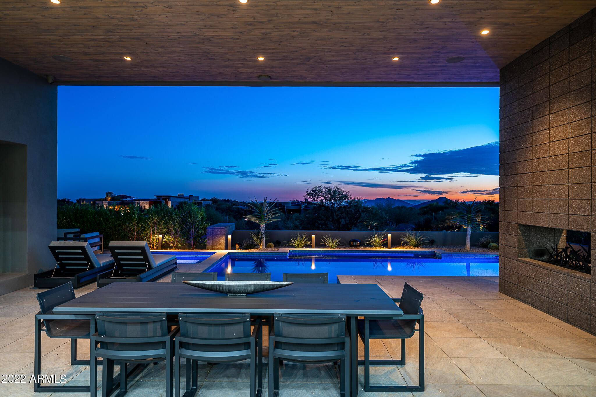 DESERT MOUNTAIN - Residential