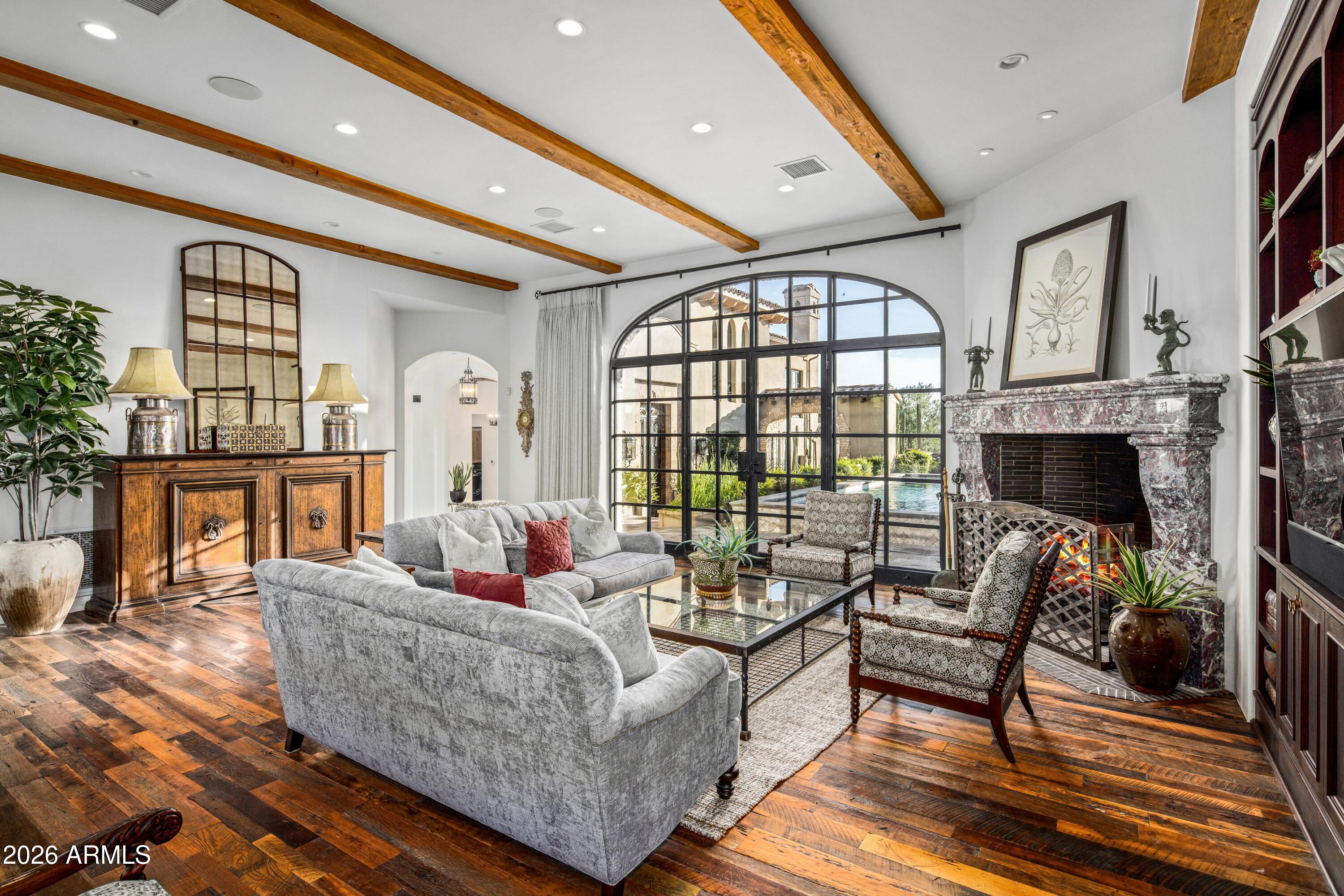 MIRABEL CLUB - Residential