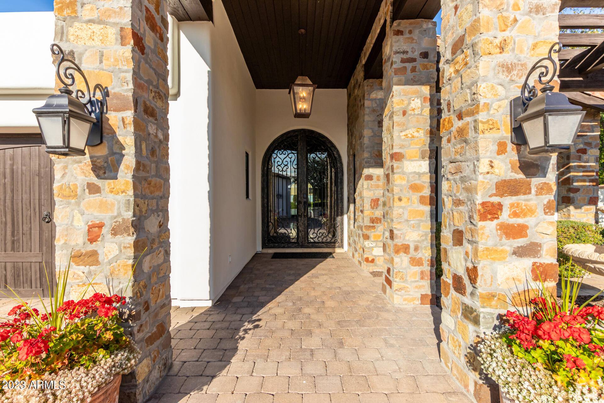 VINEYARDS AT ARCADIA - Residential