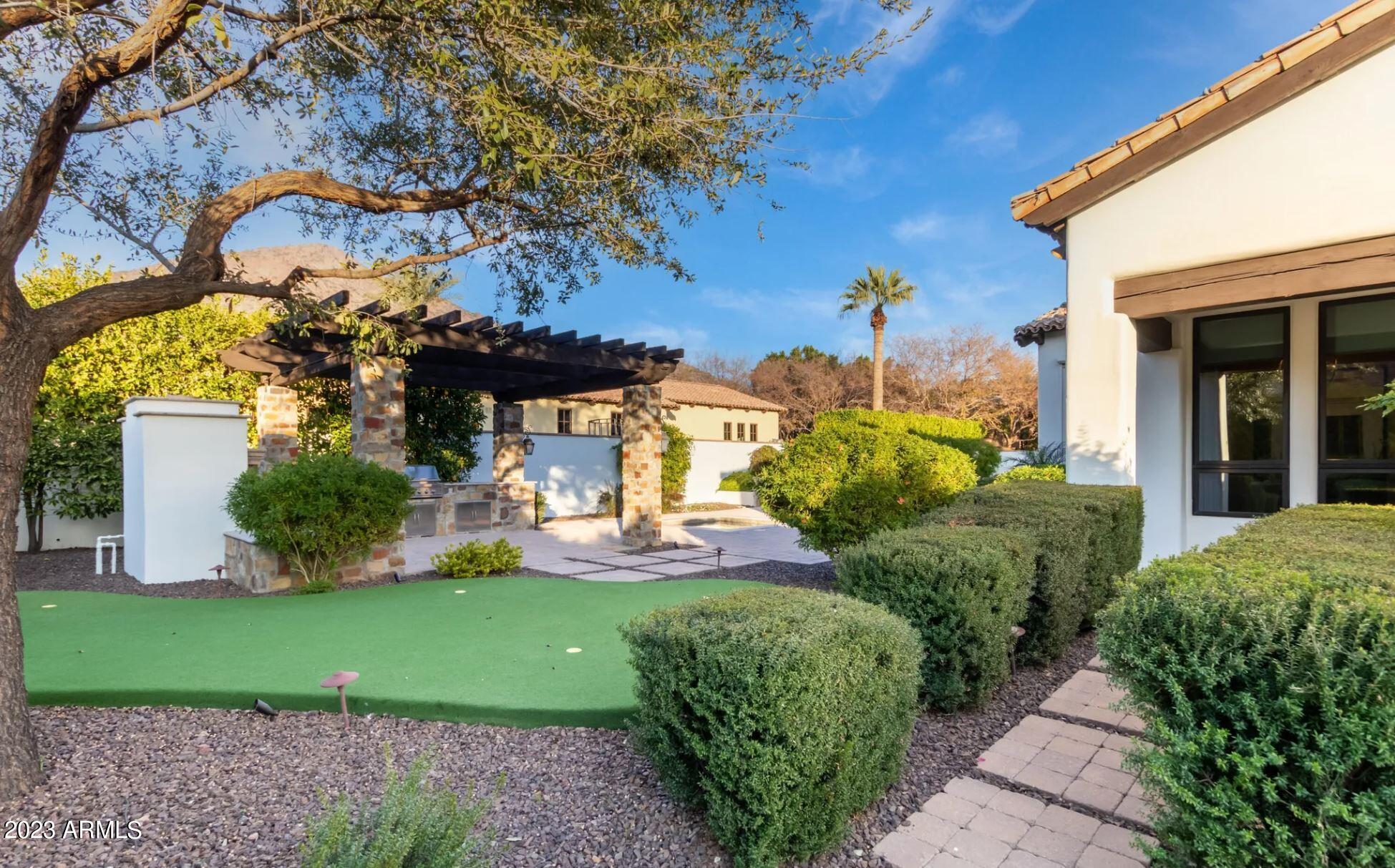 VINEYARDS AT ARCADIA - Residential