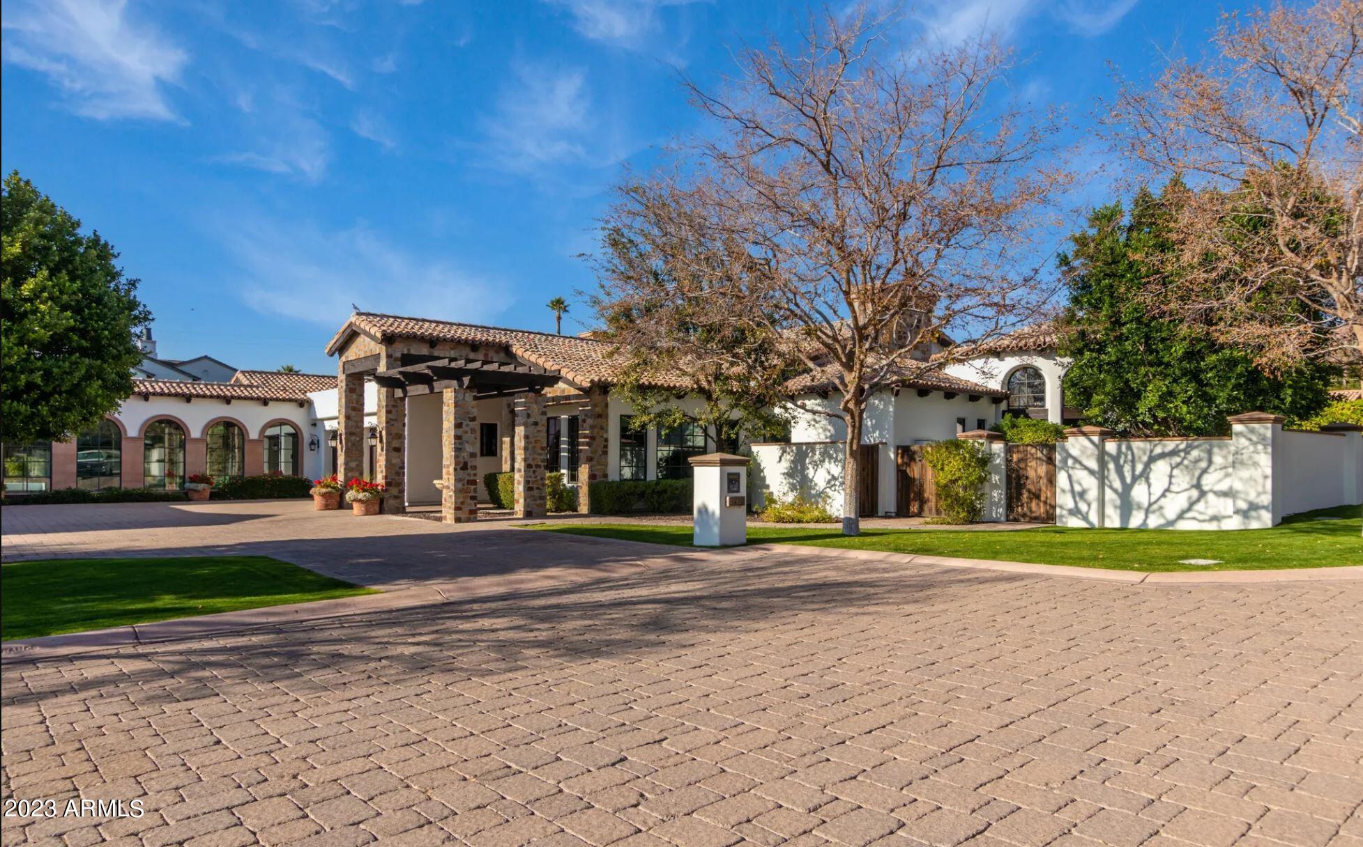 VINEYARDS AT ARCADIA - Residential