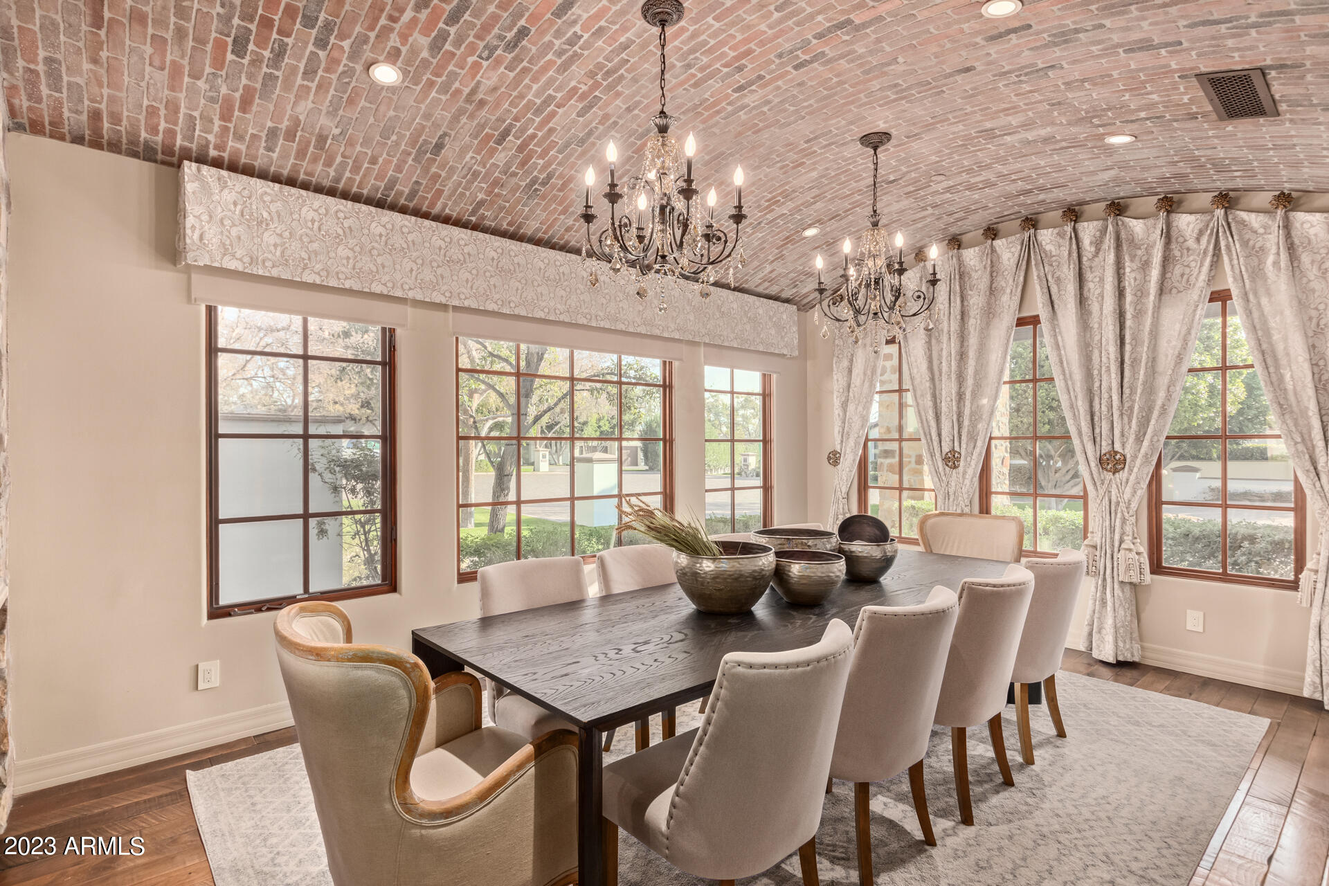 VINEYARDS AT ARCADIA - Residential