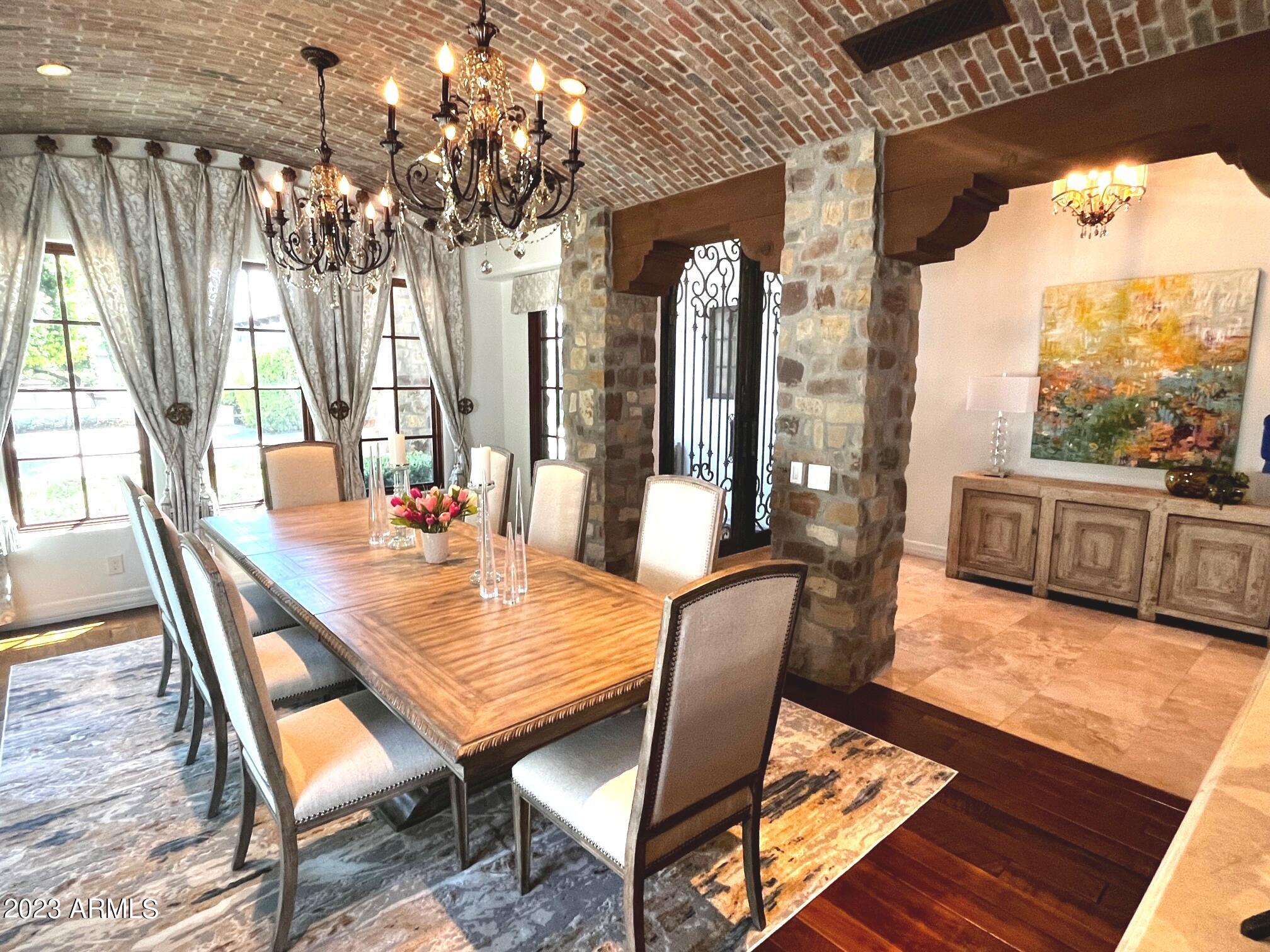 VINEYARDS AT ARCADIA - Residential