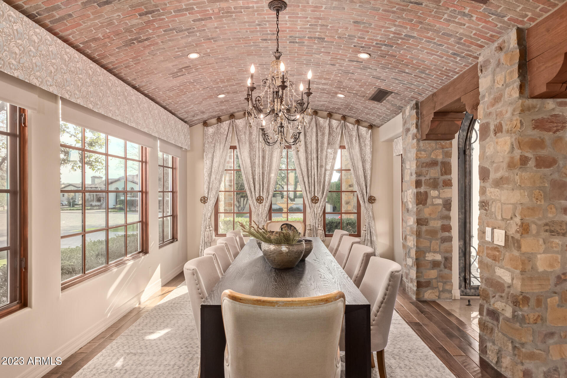 VINEYARDS AT ARCADIA - Residential