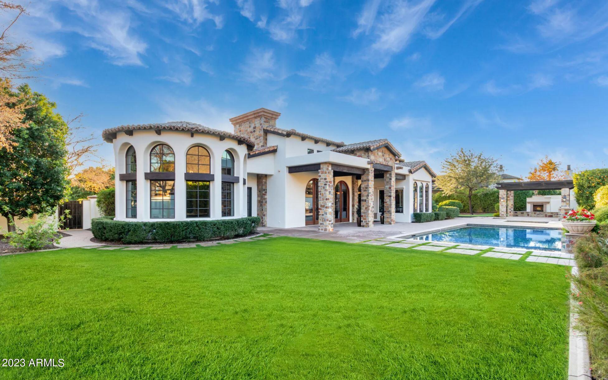 VINEYARDS AT ARCADIA - Residential