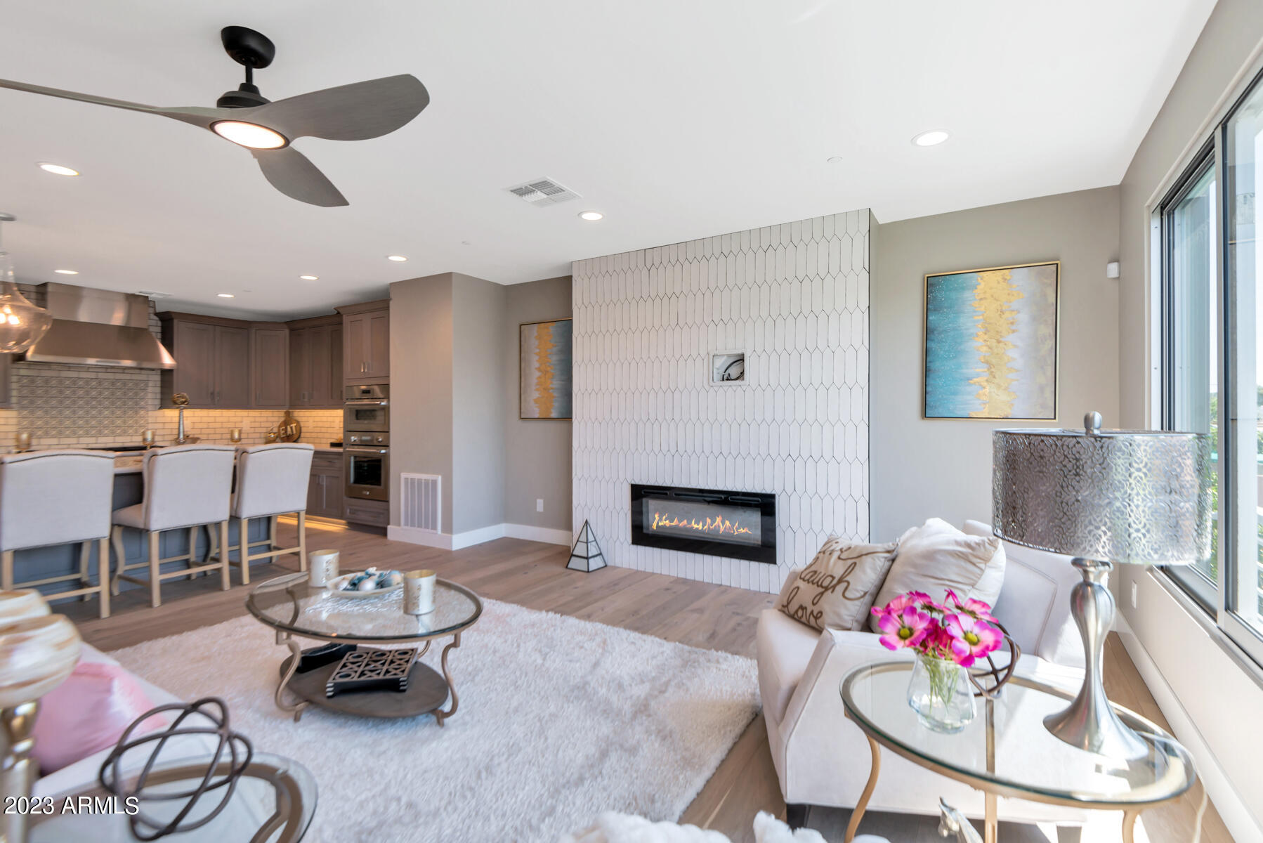 LUXE ON 40TH - Residential Income