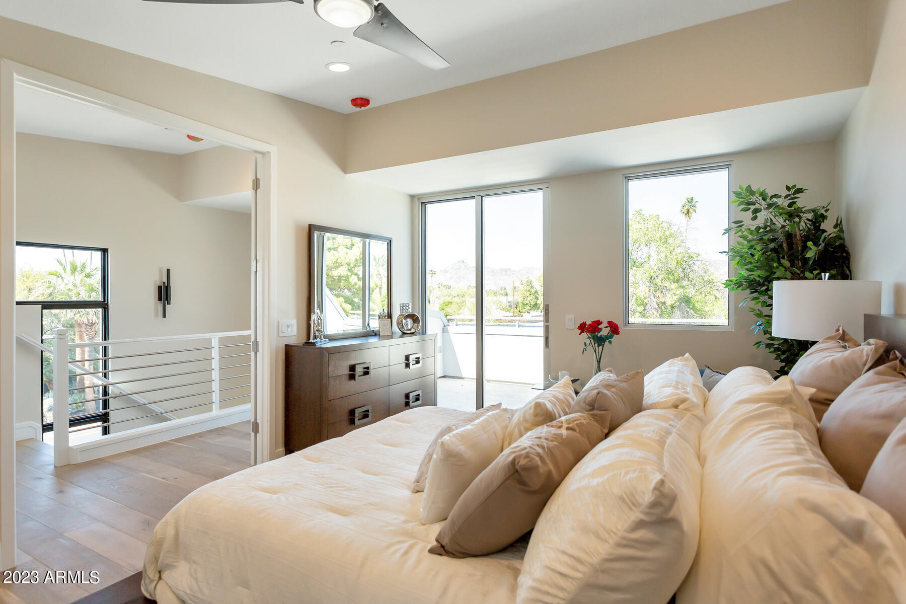 LUXE ON 40TH - Residential Income