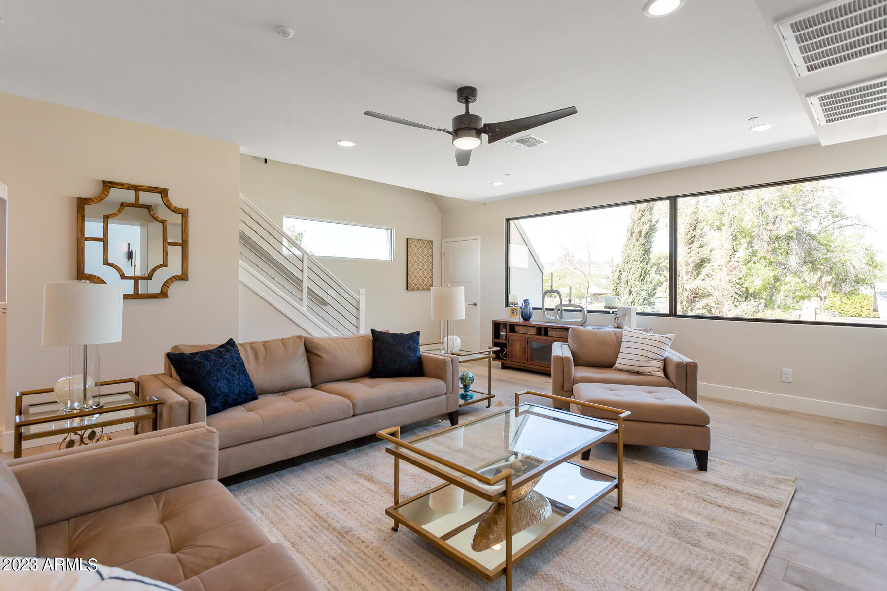 LUXE ON 40TH - Residential Income