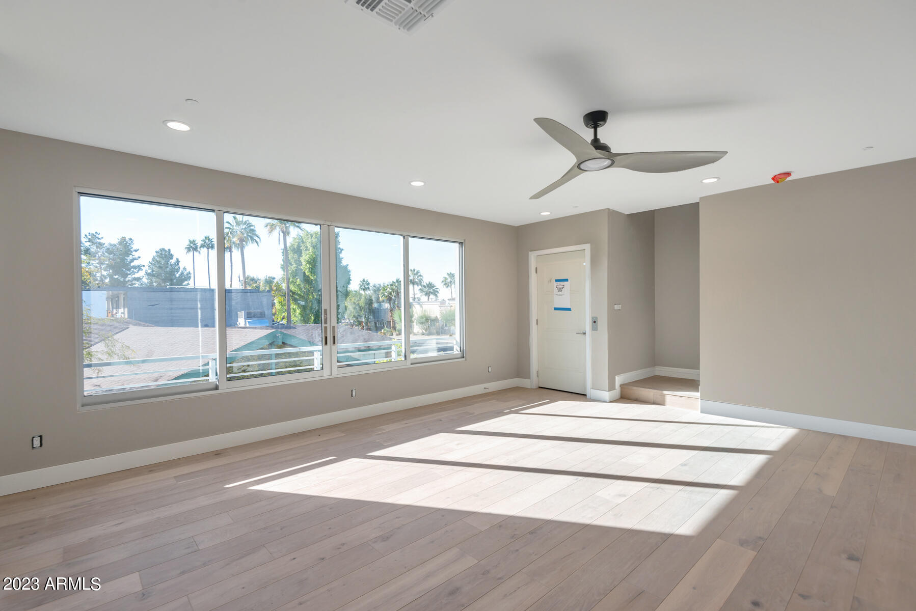 LUXE ON 40TH - Residential Income