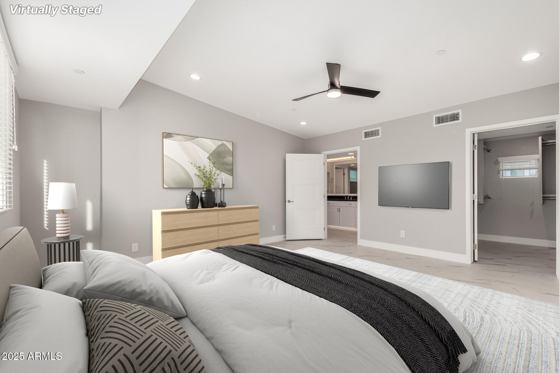 LUXE ON 40TH - Residential Income