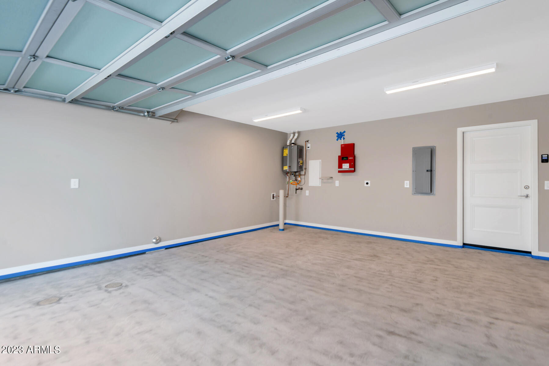 LUXE ON 40TH - Residential Income