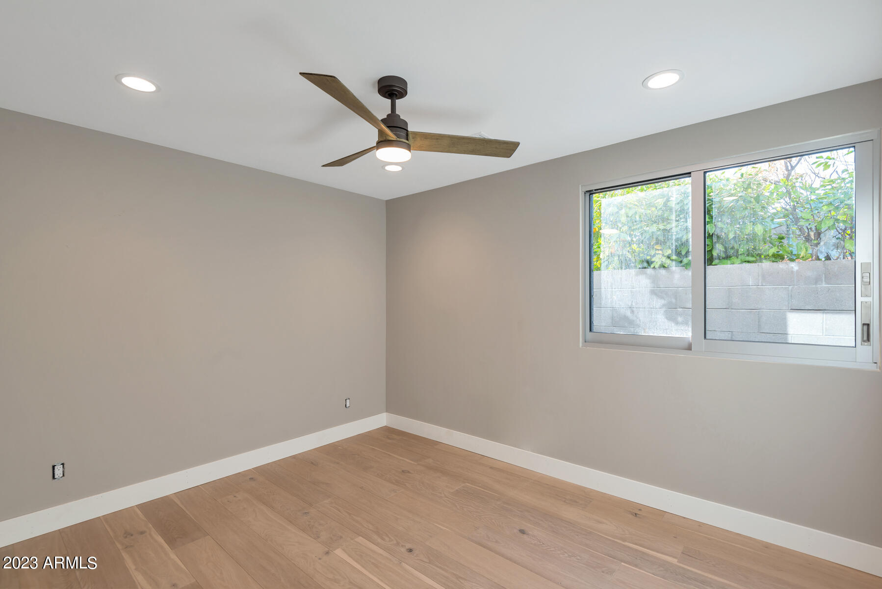 LUXE ON 40TH - Residential Income