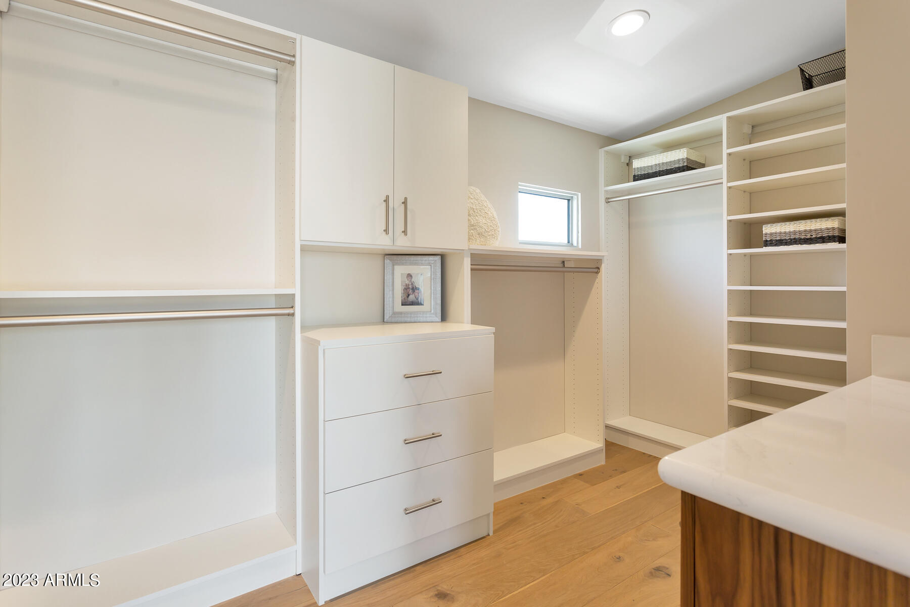 LUXE ON 40TH - Residential Income