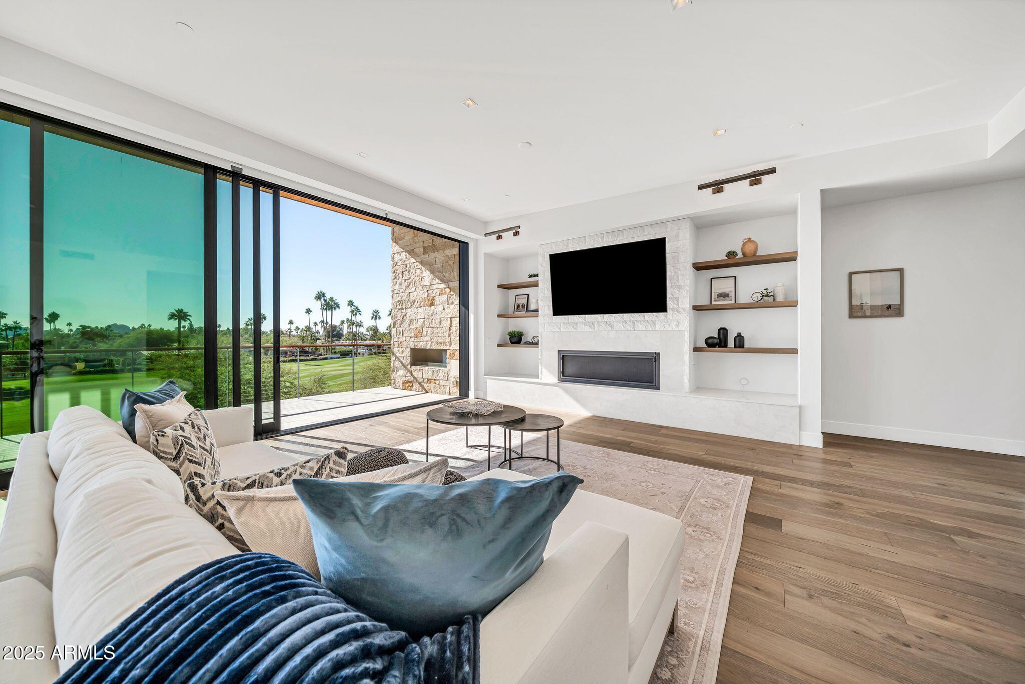Ascent at the Phoenician Golf Villas - Residential