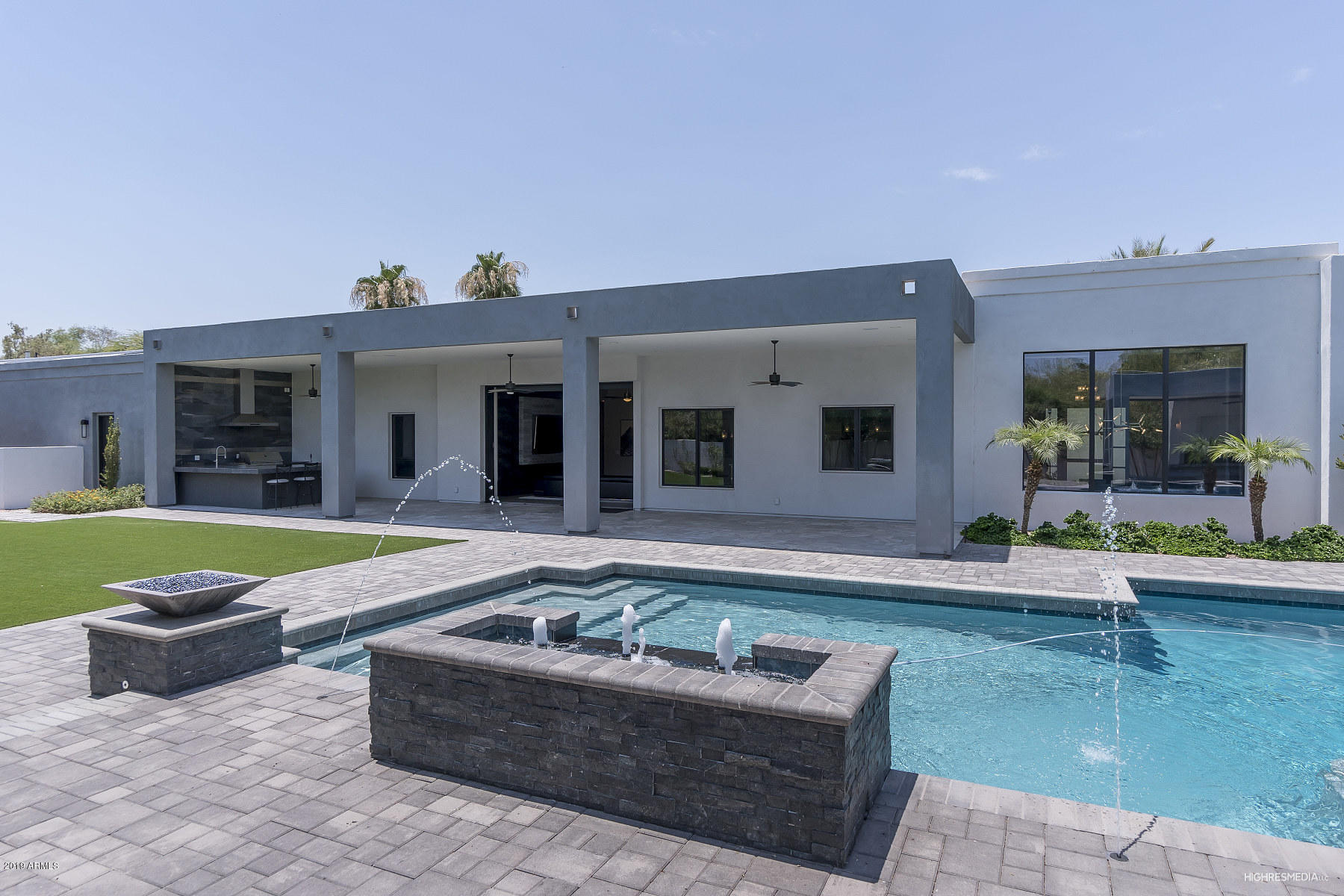 LA COLINA - Residential