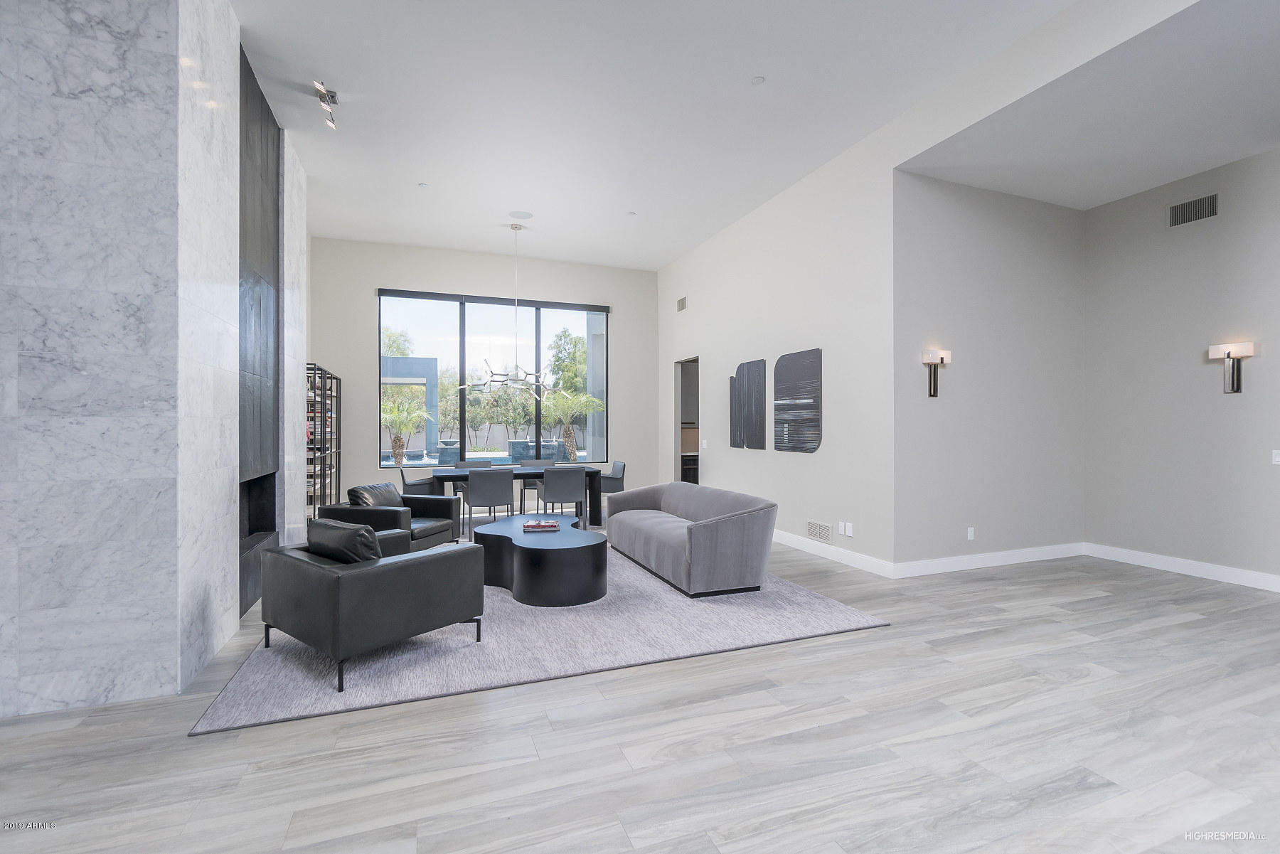 LA COLINA - Residential