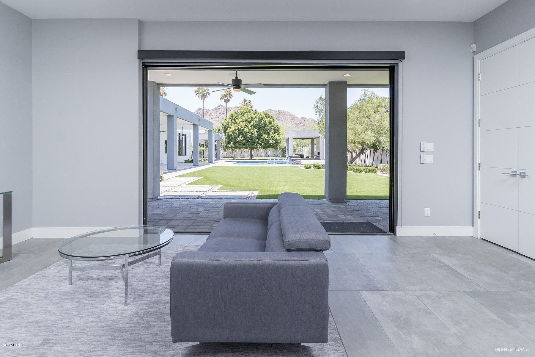 LA COLINA - Residential
