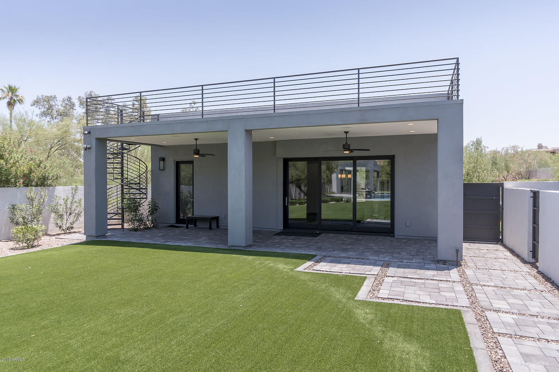 LA COLINA - Residential