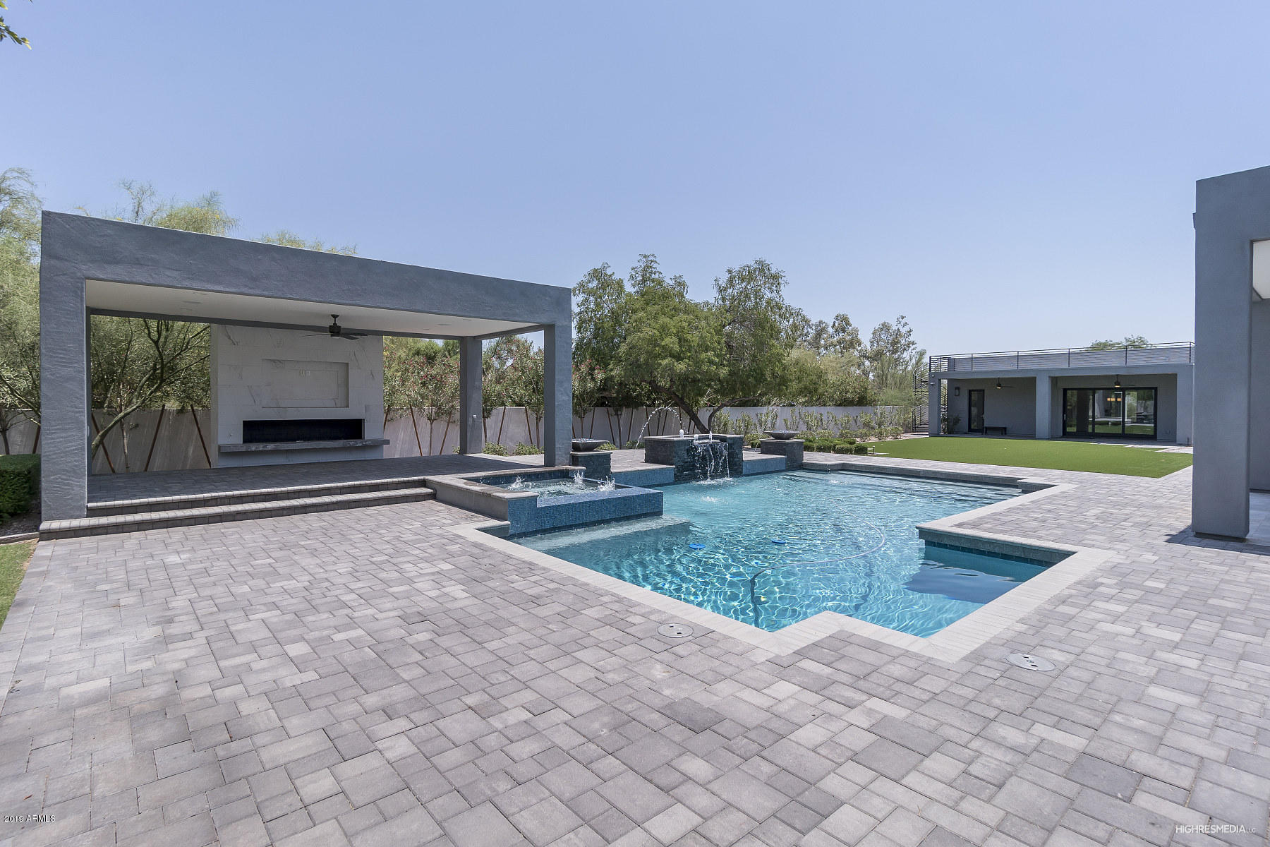 LA COLINA - Residential
