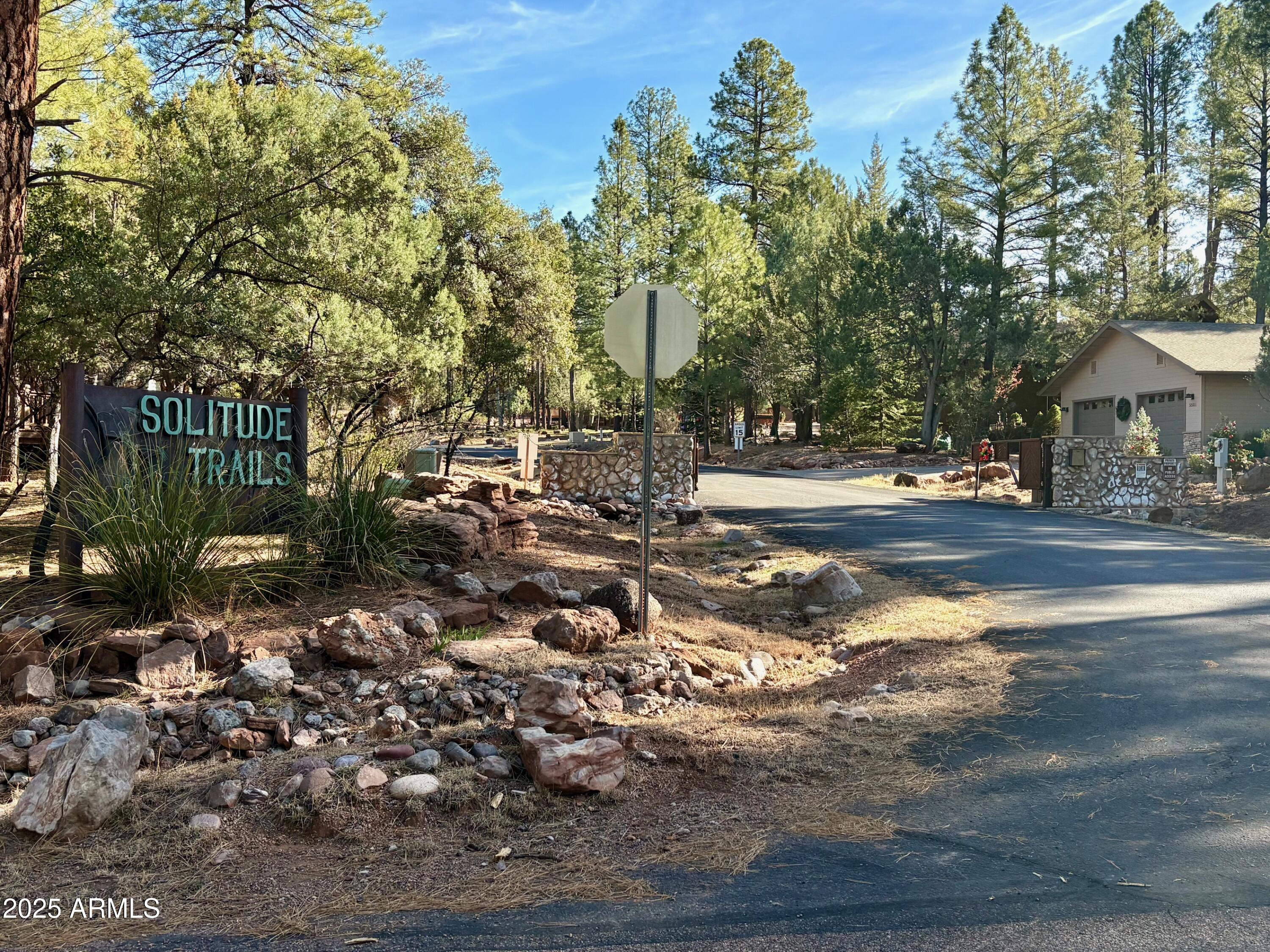 SOLITUDE TRAILS 1 - Land
