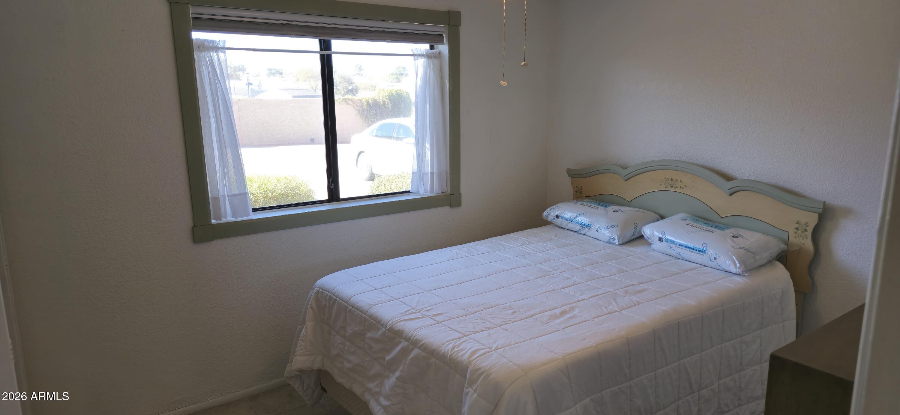 DESERT GOLD CONDOMINIUM - Residential