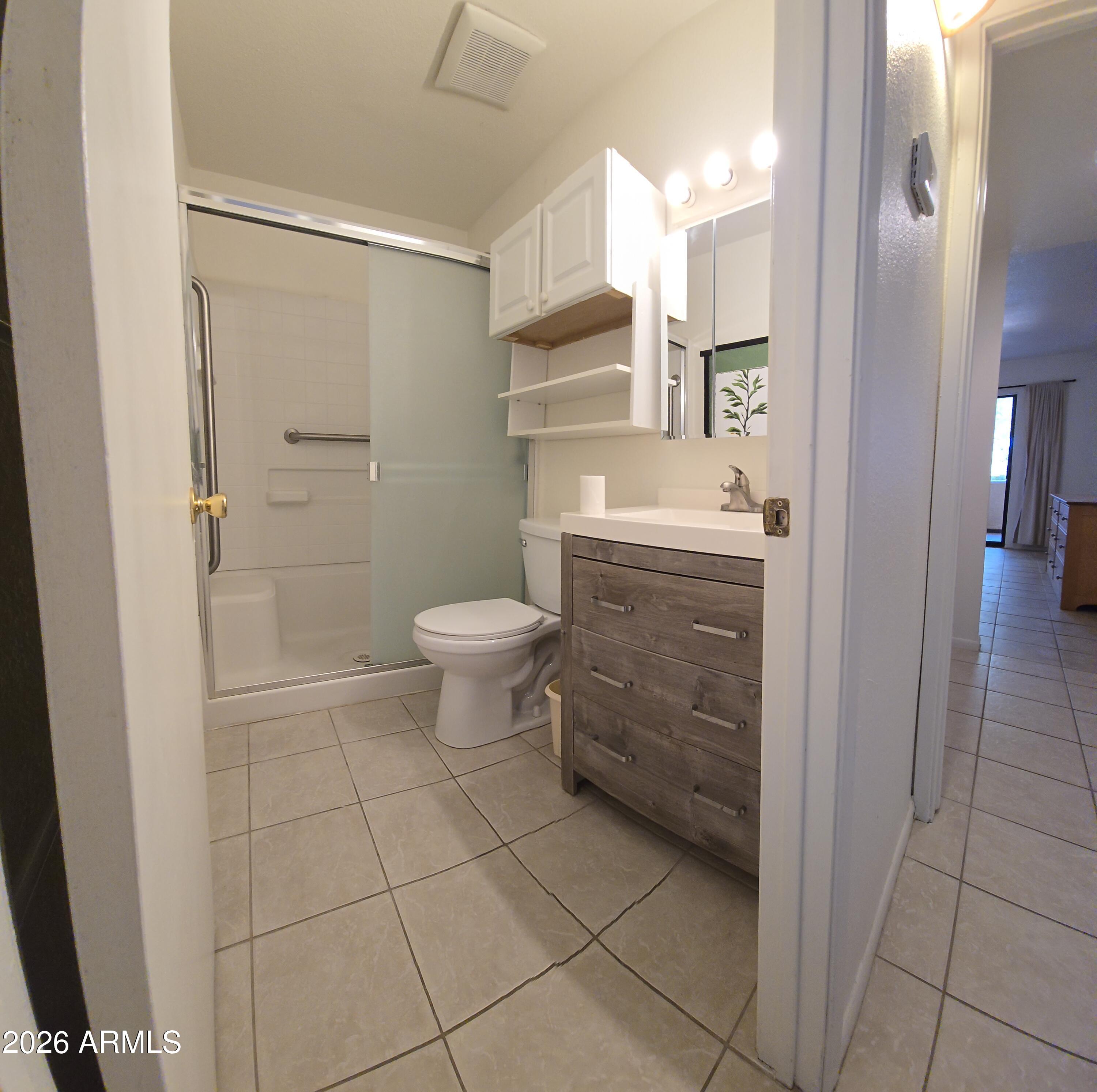 DESERT GOLD CONDOMINIUM - Residential