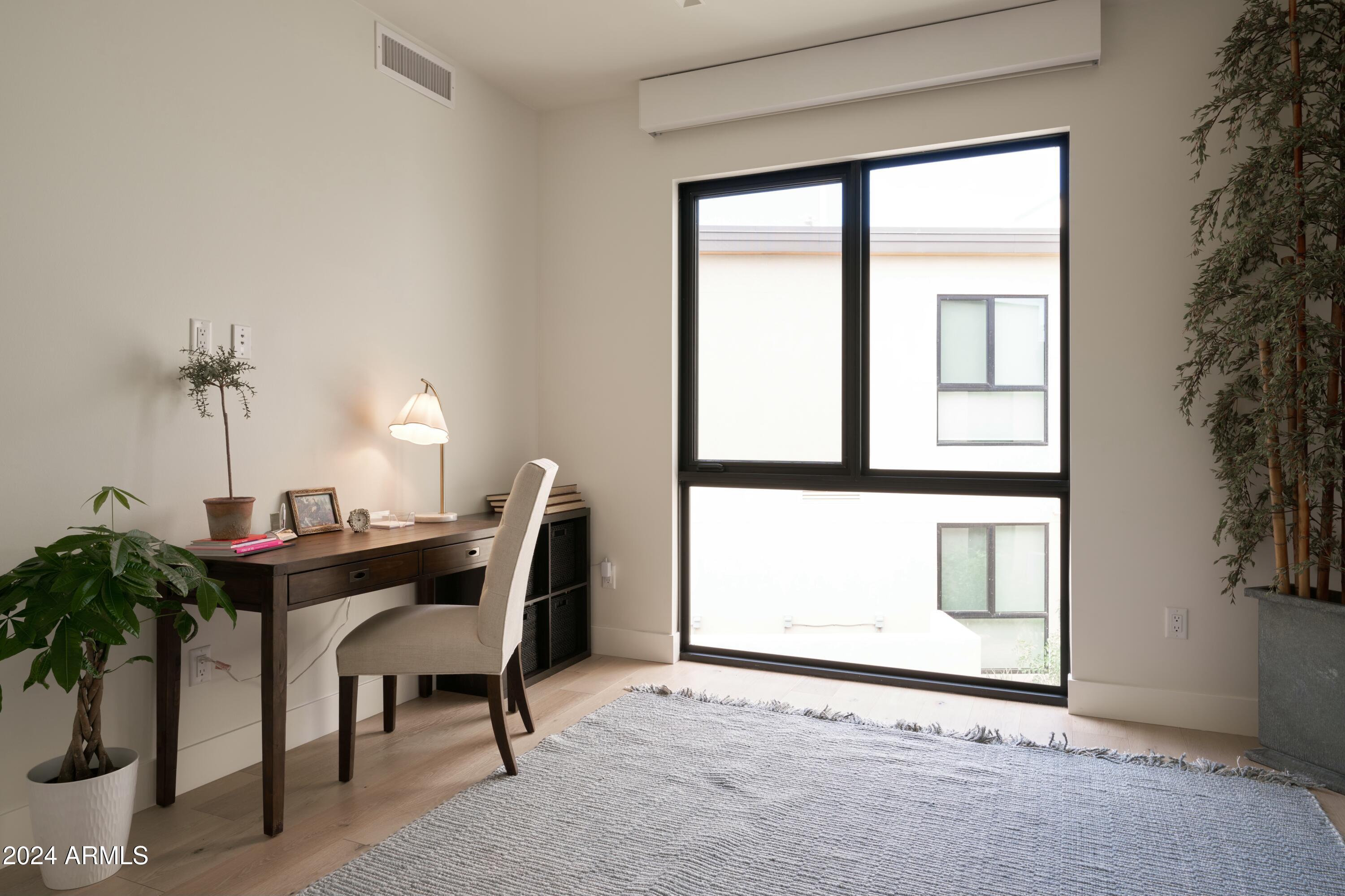 ASCENT AT THE PHOENICIAN GOLF VILLAS - Residential