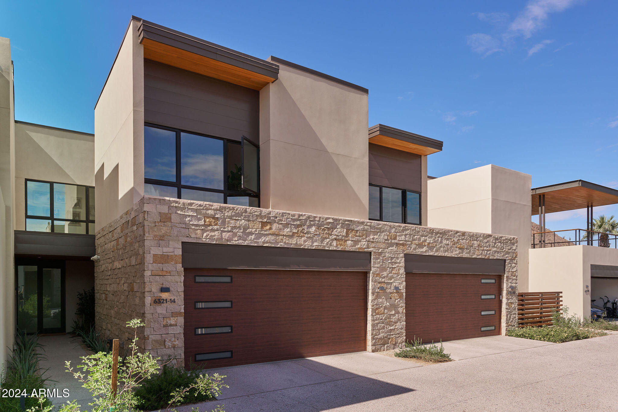 ASCENT AT THE PHOENICIAN GOLF VILLAS - Residential
