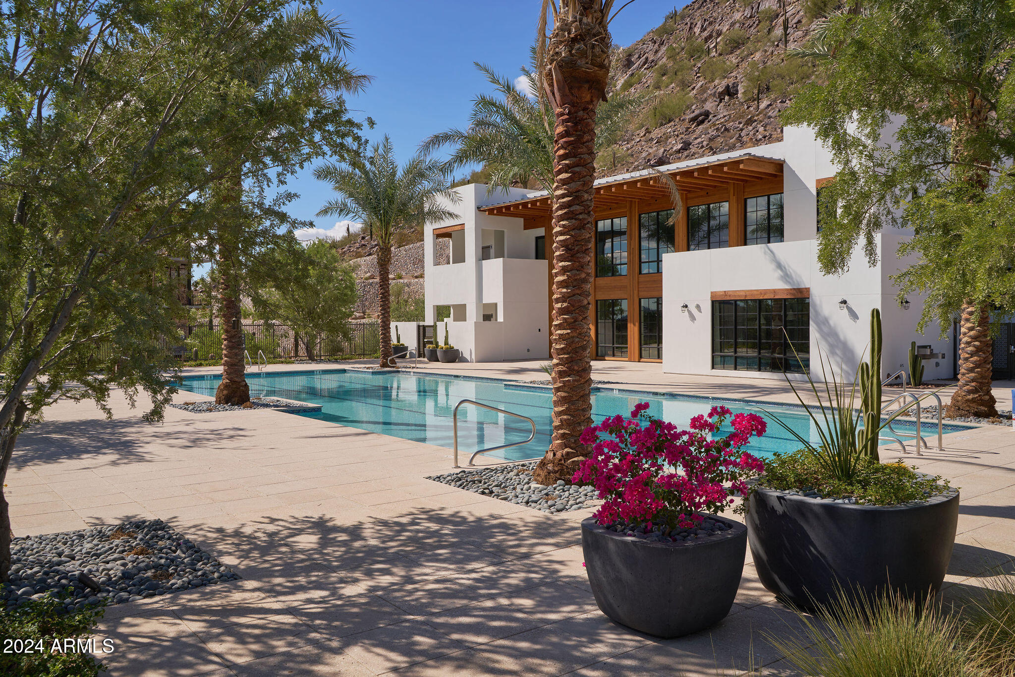 ASCENT AT THE PHOENICIAN GOLF VILLAS - Residential