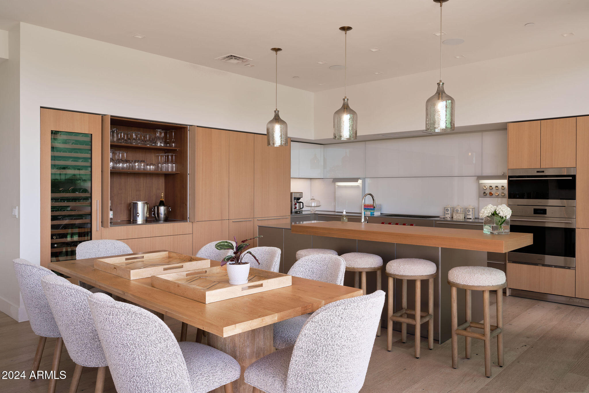 ASCENT AT THE PHOENICIAN GOLF VILLAS - Residential