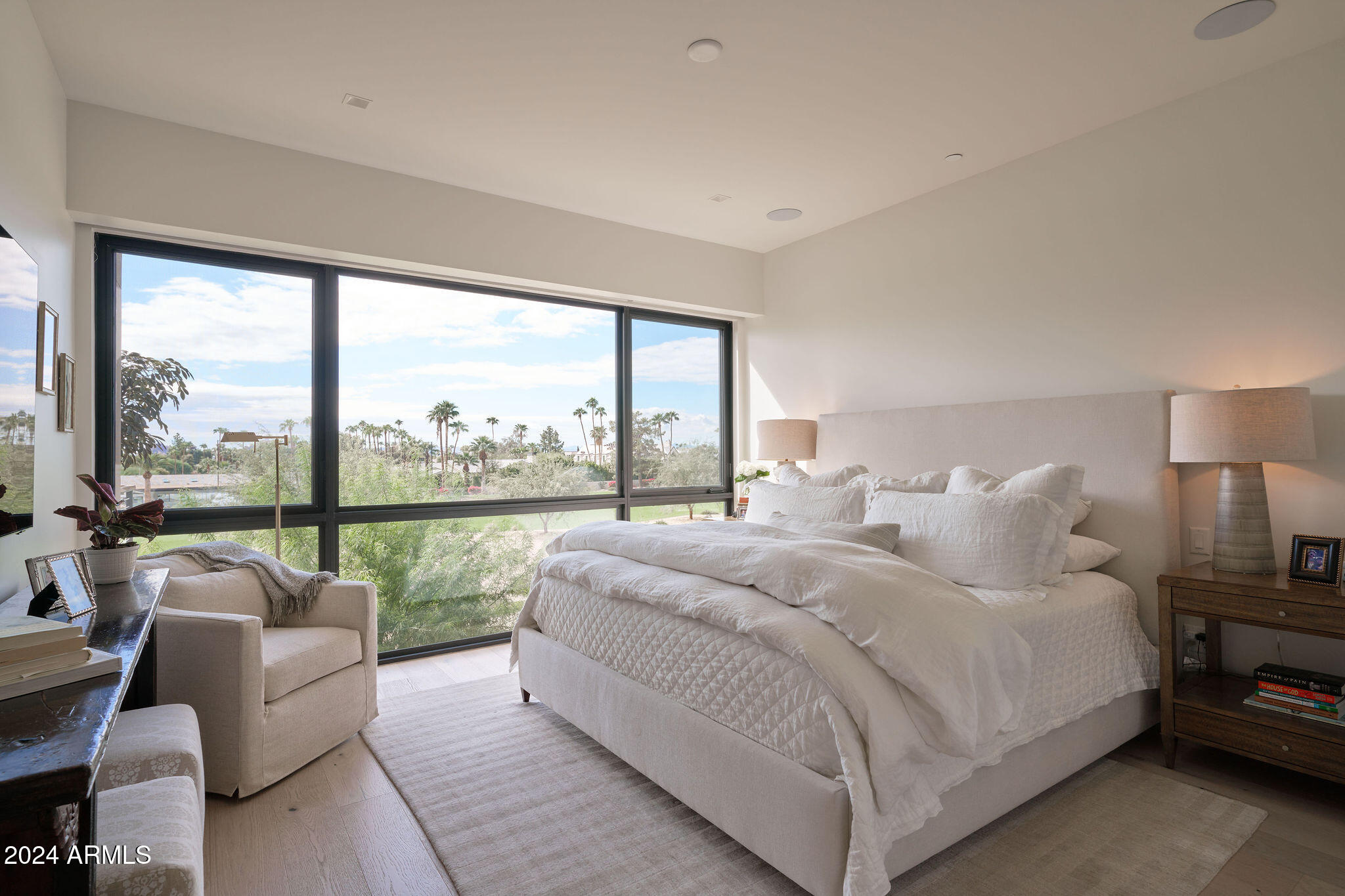 ASCENT AT THE PHOENICIAN GOLF VILLAS - Residential