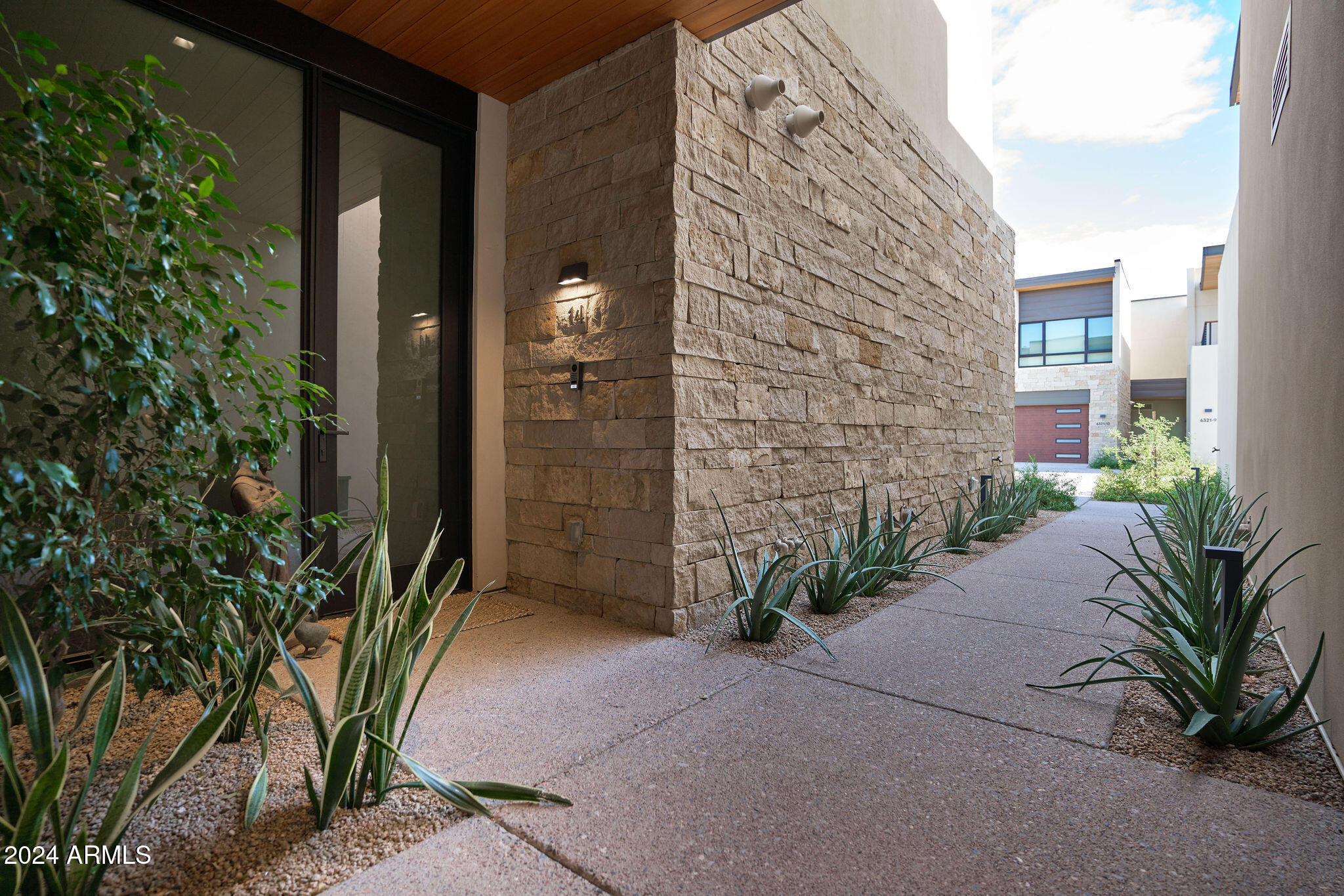 ASCENT AT THE PHOENICIAN GOLF VILLAS - Residential