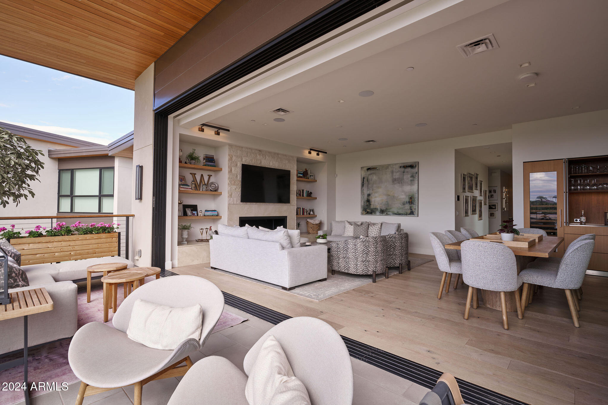 ASCENT AT THE PHOENICIAN GOLF VILLAS - Residential