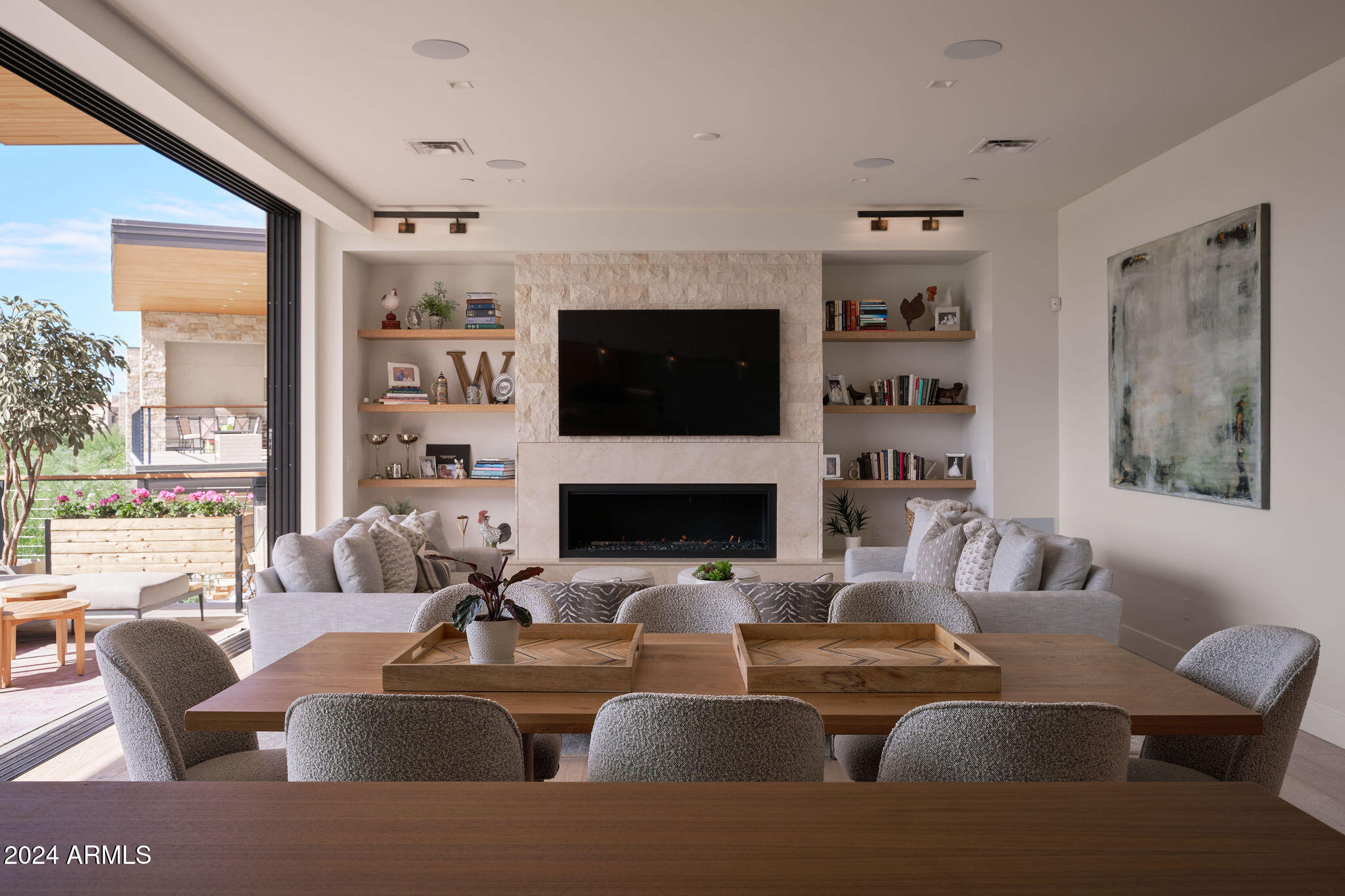 ASCENT AT THE PHOENICIAN GOLF VILLAS - Residential