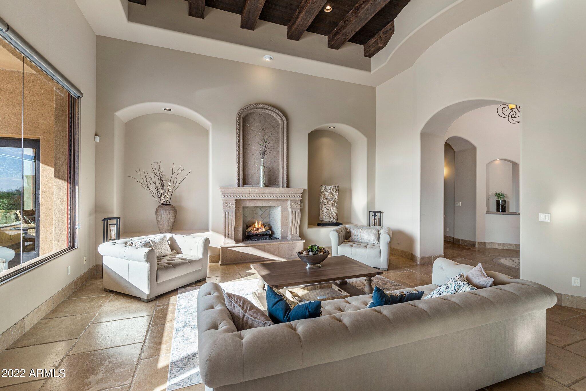 EAGLE RIDGE AT FOUNTAIN HILLS - Residential