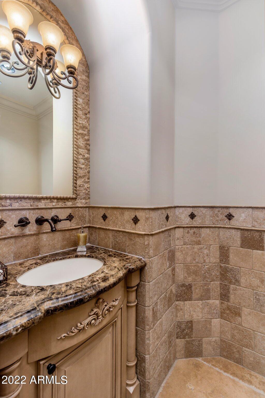 EAGLE RIDGE AT FOUNTAIN HILLS - Residential