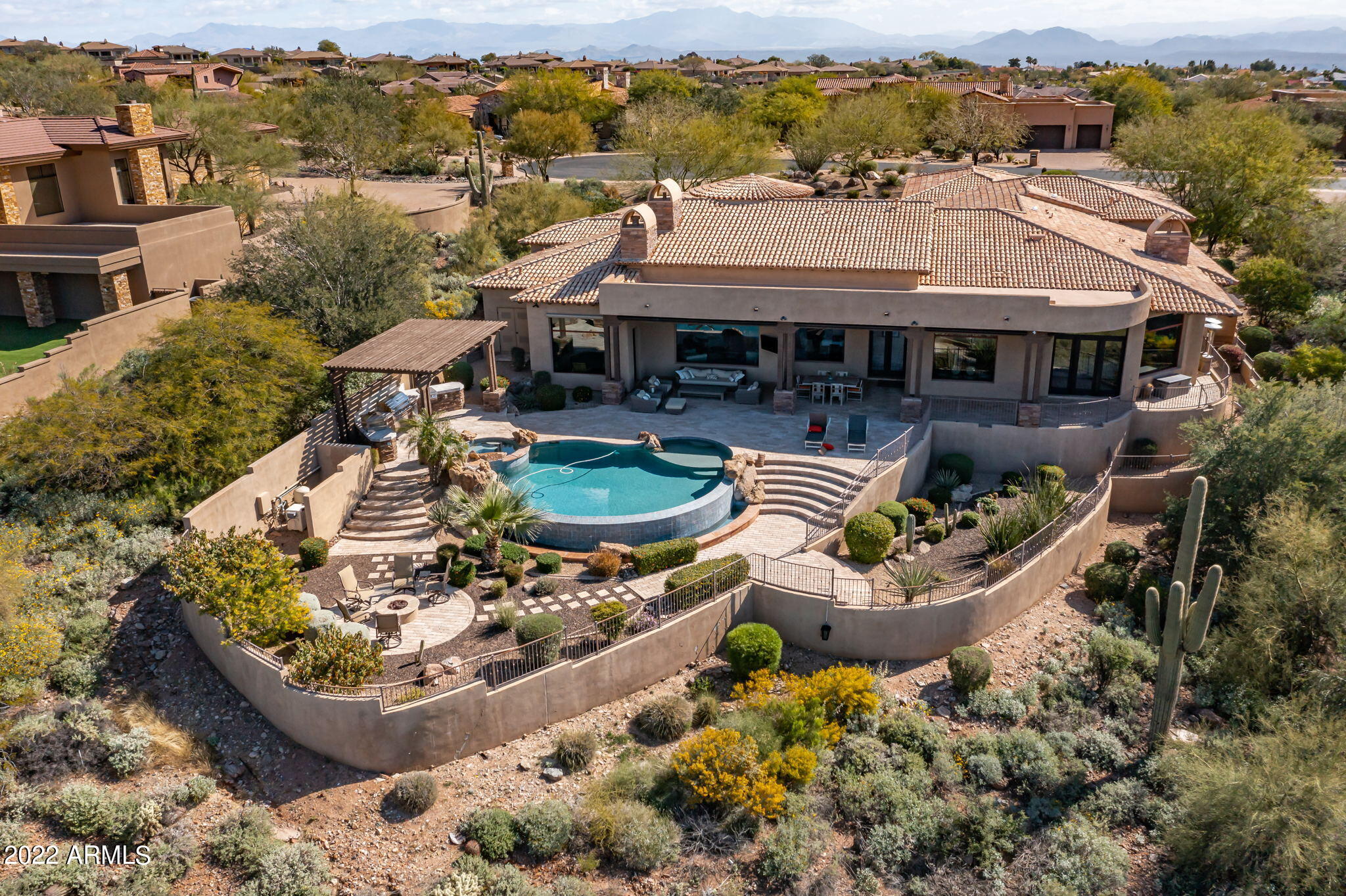 EAGLE RIDGE AT FOUNTAIN HILLS - Residential