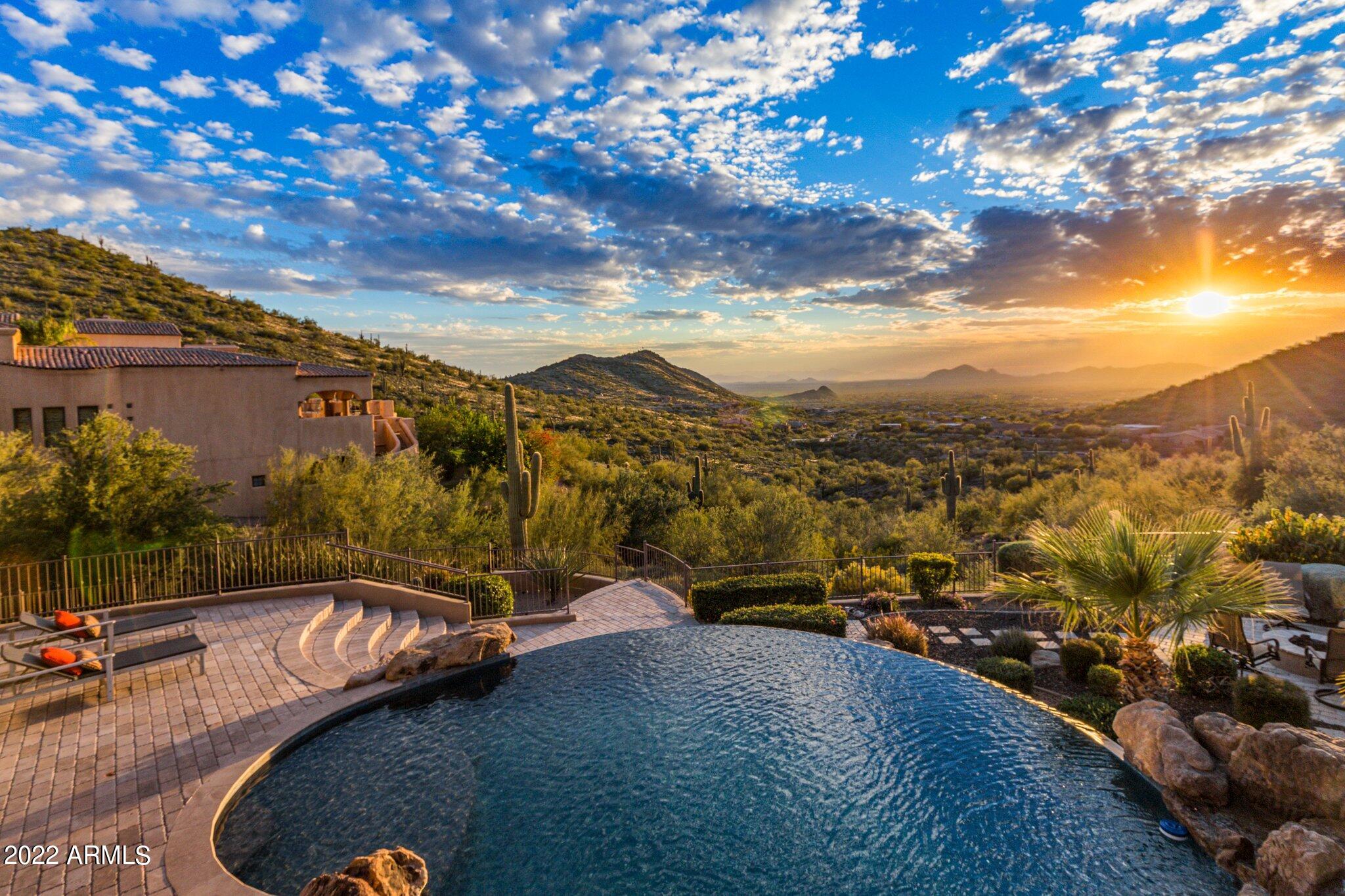 EAGLE RIDGE AT FOUNTAIN HILLS - Residential