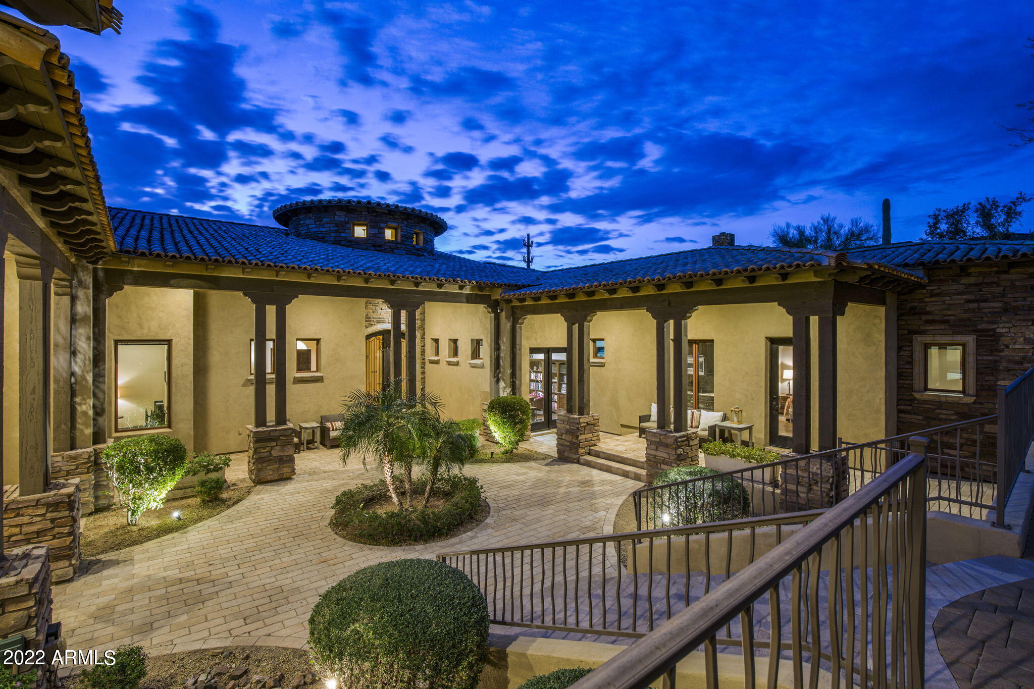 EAGLE RIDGE AT FOUNTAIN HILLS - Residential