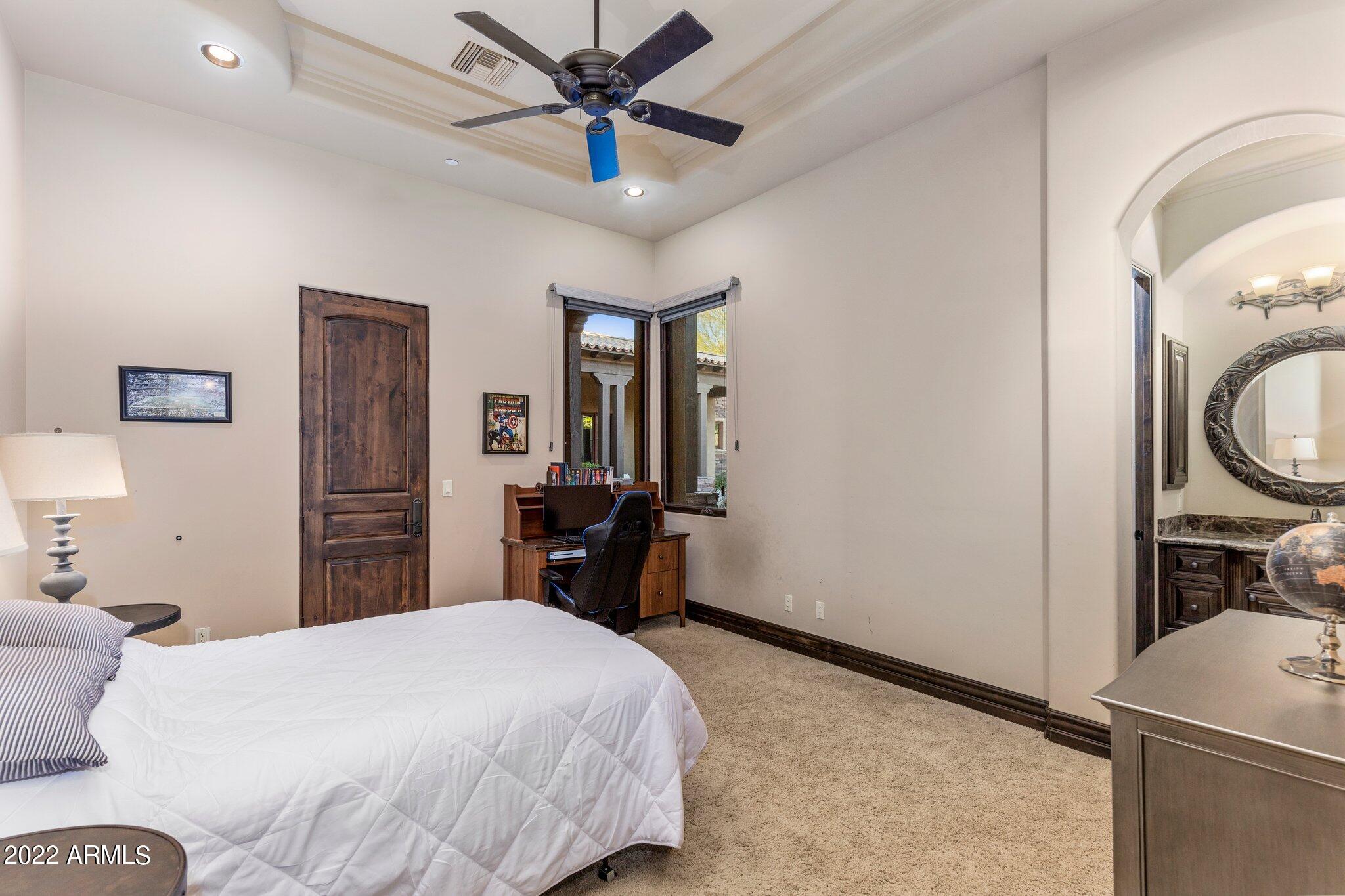 EAGLE RIDGE AT FOUNTAIN HILLS - Residential