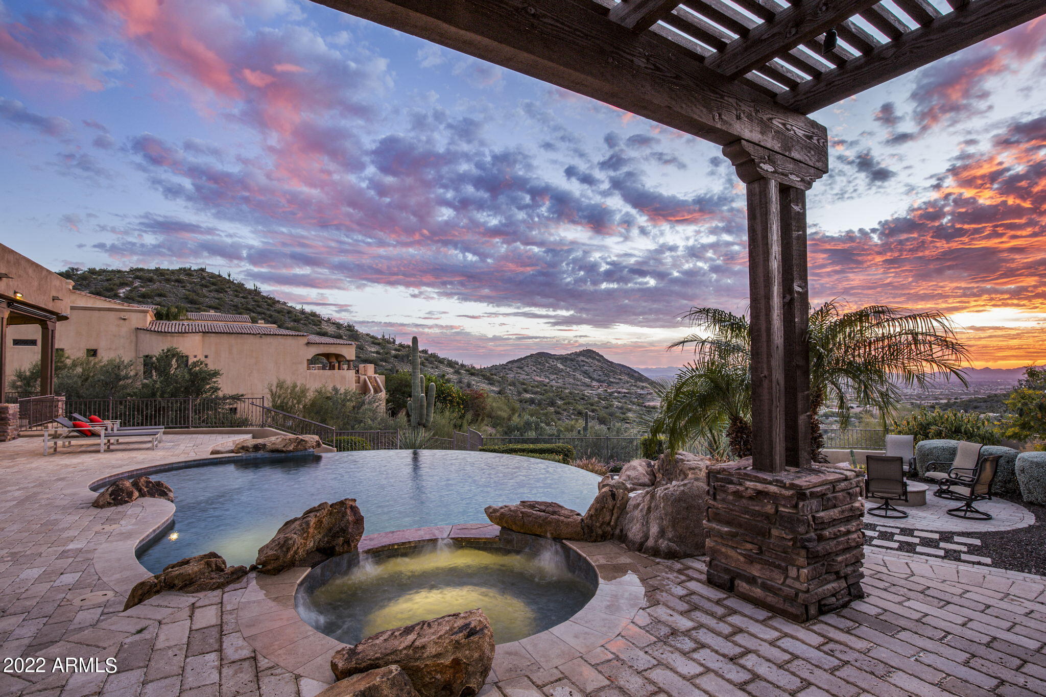 EAGLE RIDGE AT FOUNTAIN HILLS - Residential