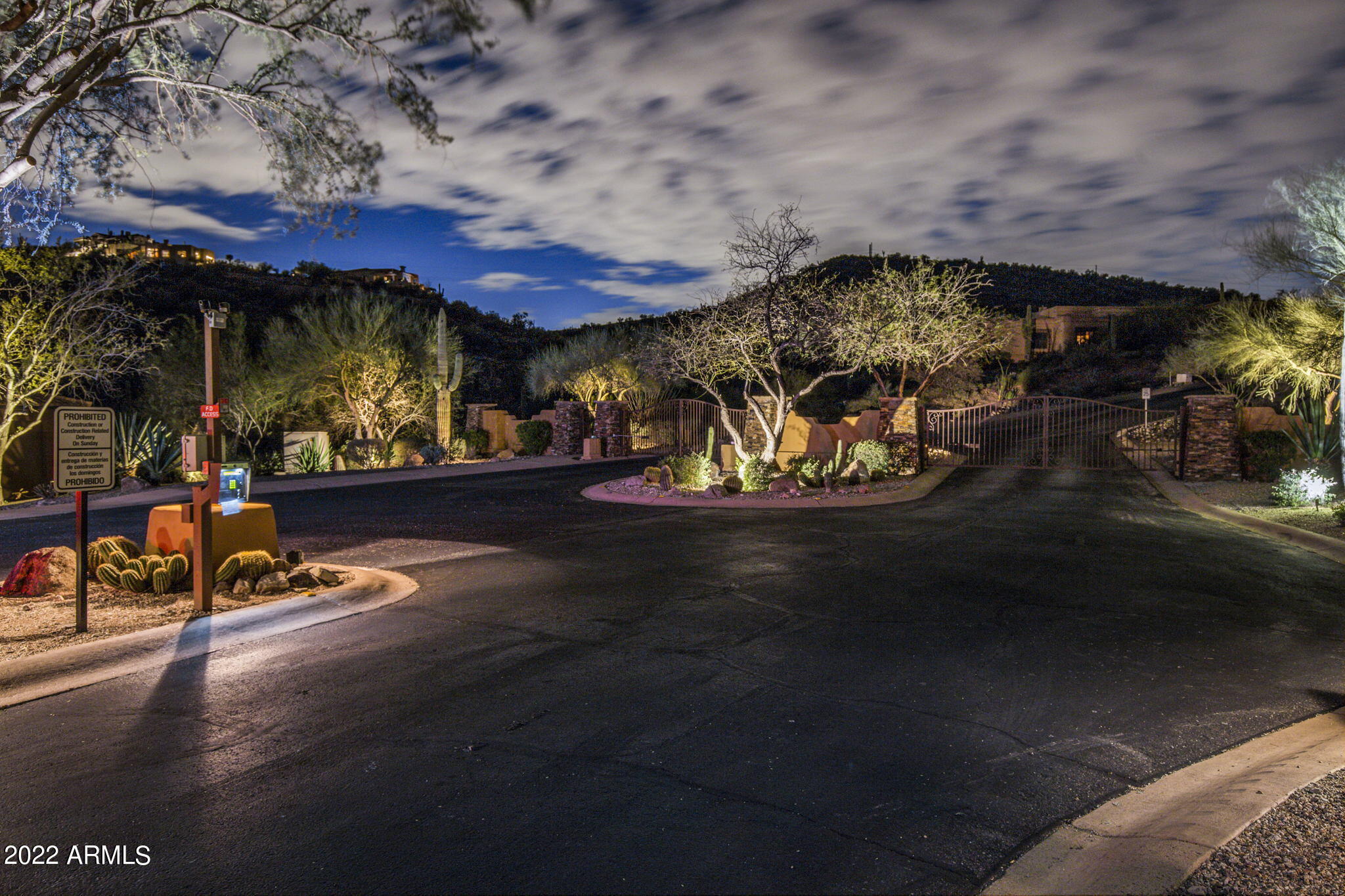 EAGLE RIDGE AT FOUNTAIN HILLS - Residential