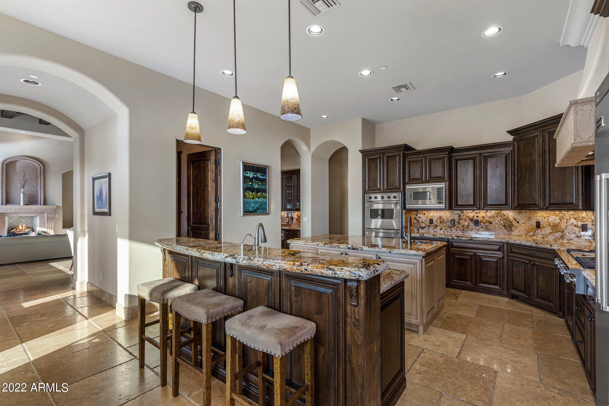 EAGLE RIDGE AT FOUNTAIN HILLS - Residential