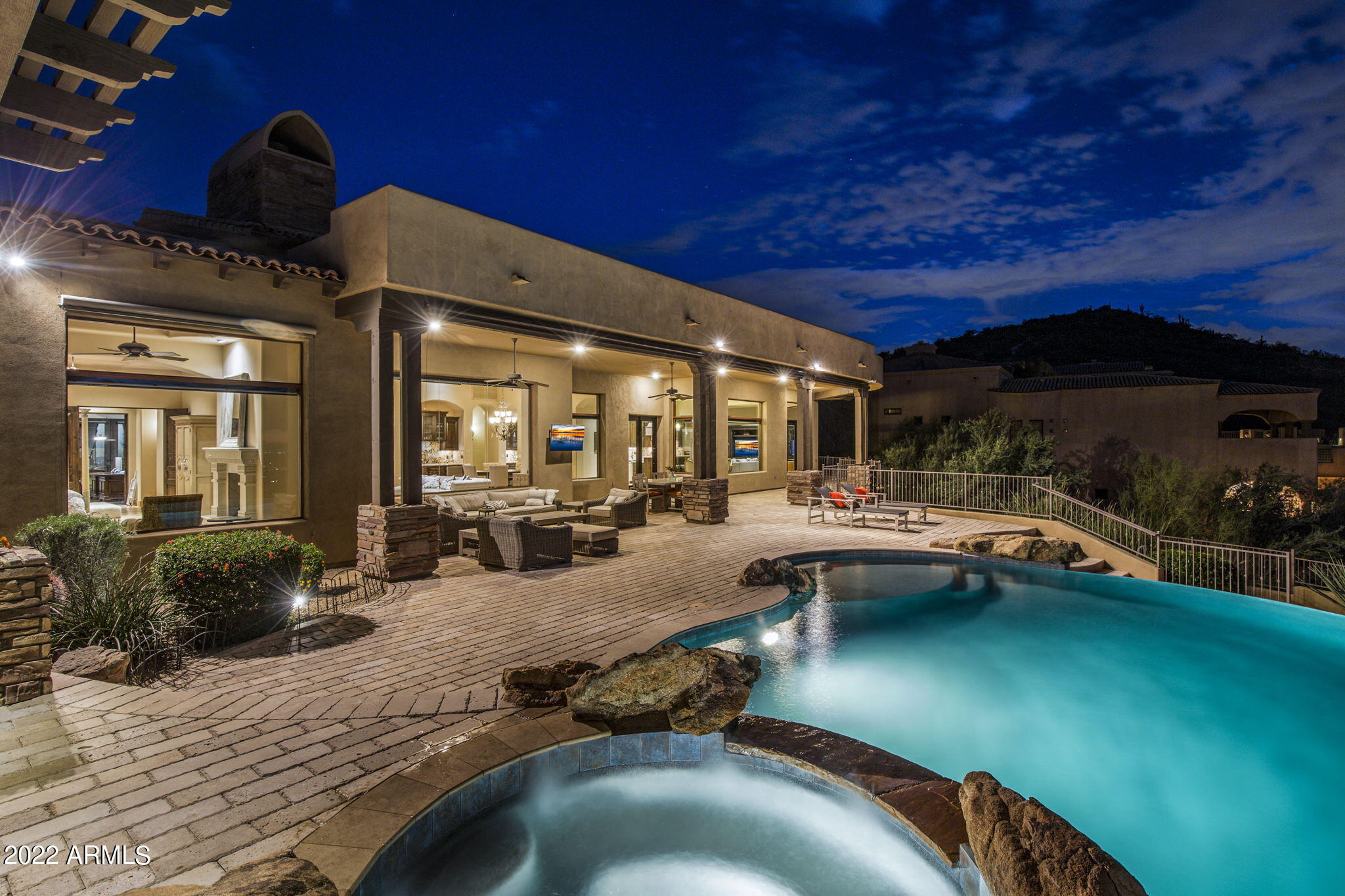 EAGLE RIDGE AT FOUNTAIN HILLS - Residential