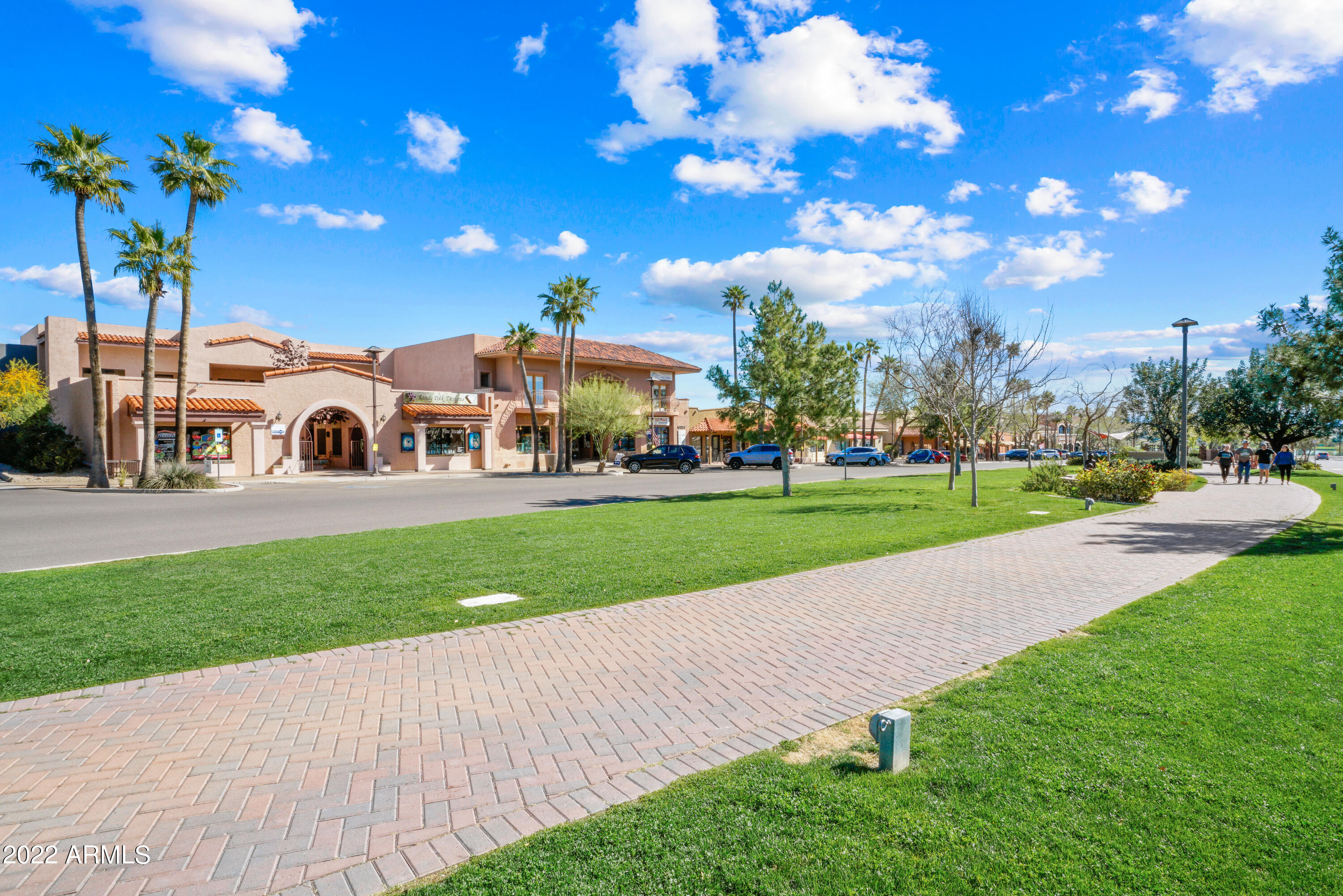 EAGLE RIDGE AT FOUNTAIN HILLS - Residential