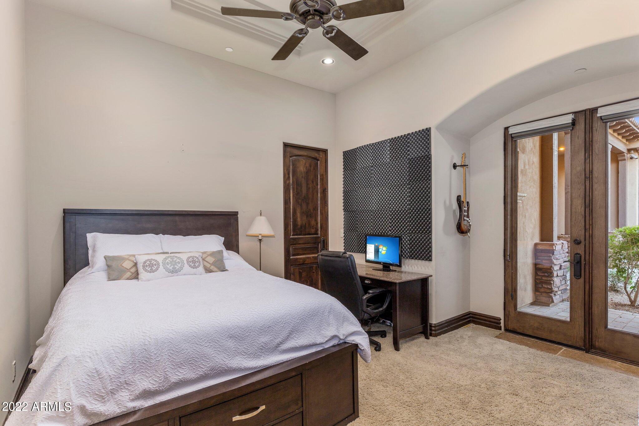EAGLE RIDGE AT FOUNTAIN HILLS - Residential