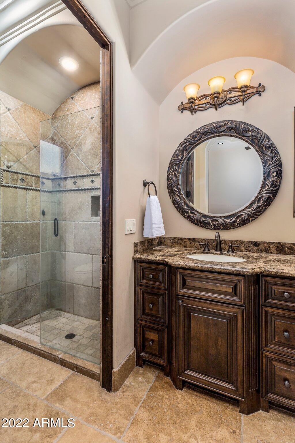 EAGLE RIDGE AT FOUNTAIN HILLS - Residential